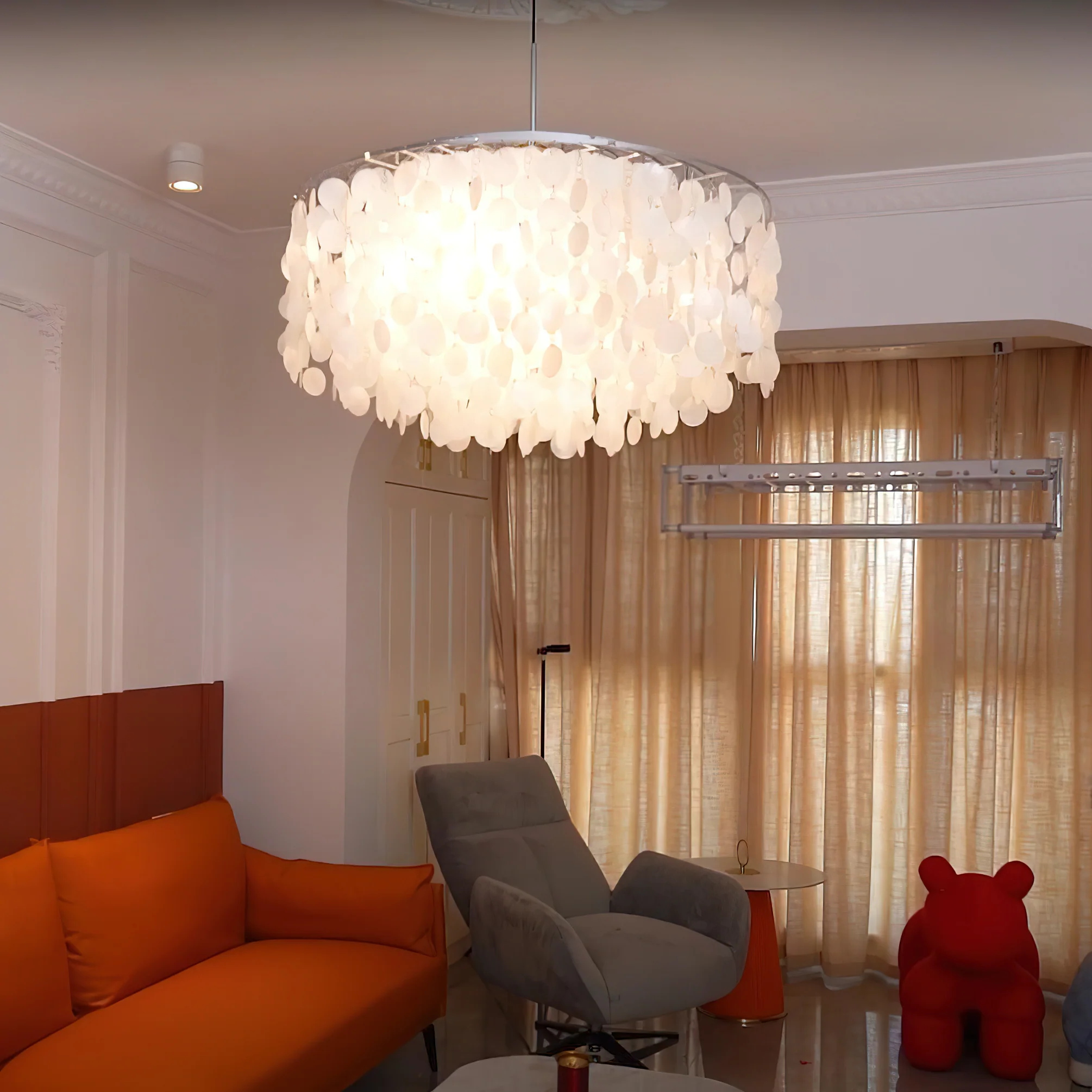 Round Shell Chandelier - Image 127