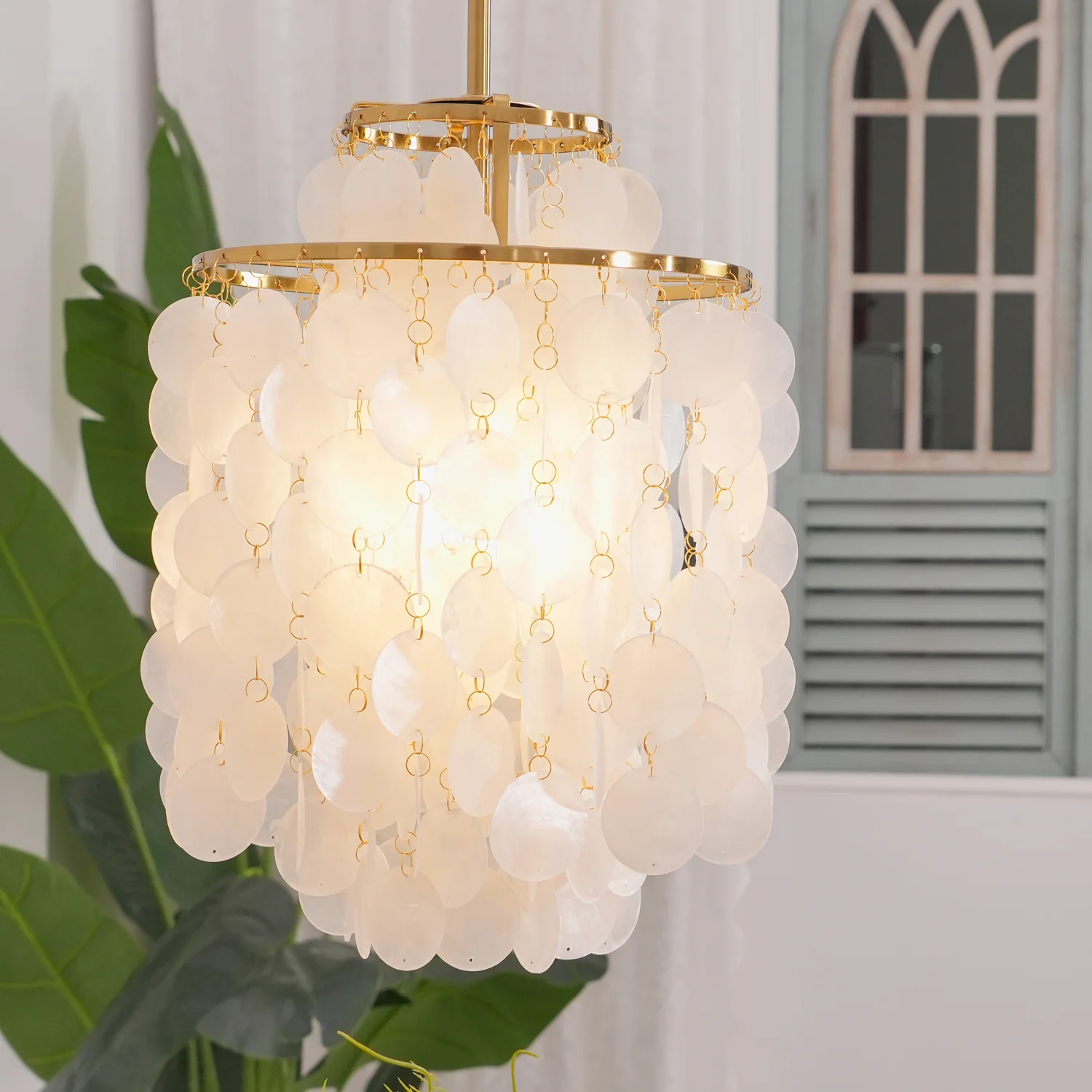 Round Shell Chandelier - Image 130