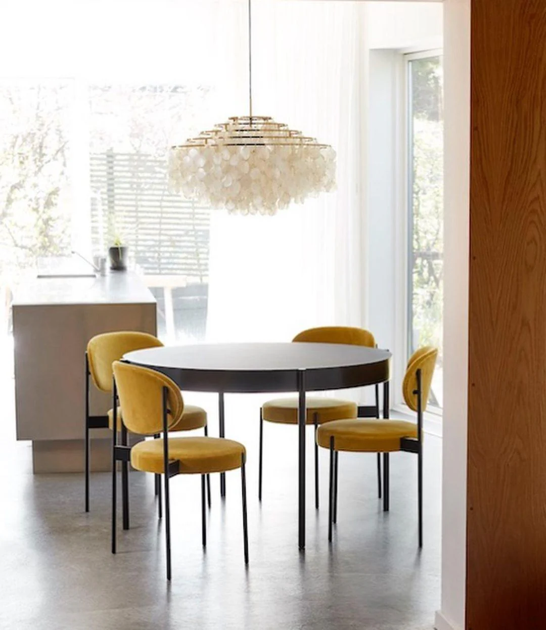 Round Shell Chandelier - Image 45