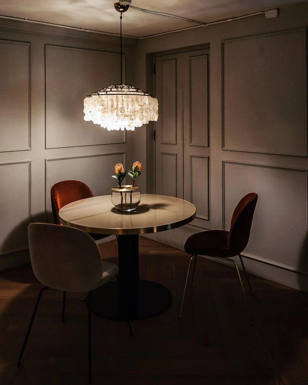 Round Shell Chandelier - Image 51