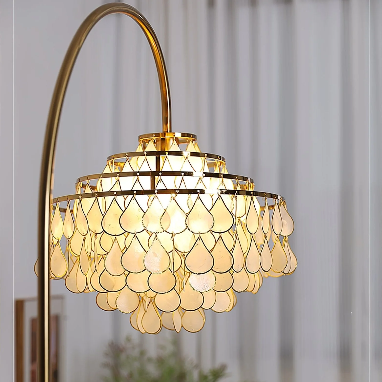 Shells Floor Lamp - Image 30