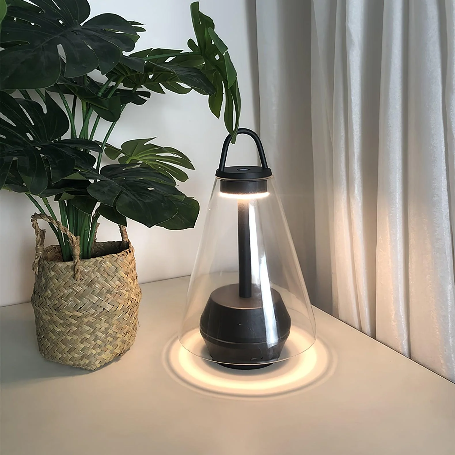 Shuttle Built-in Battery Table Lamp - Image 21