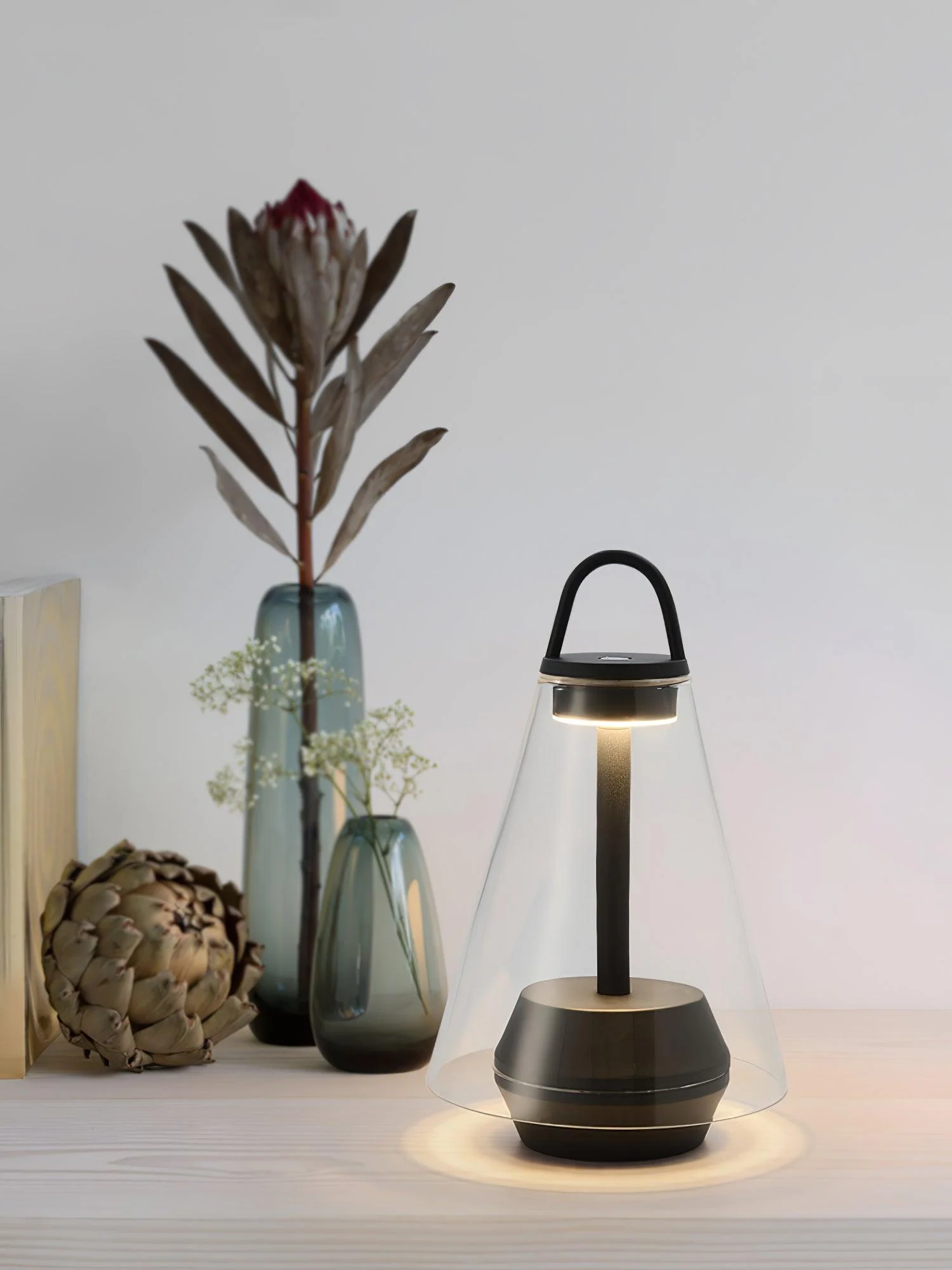 Shuttle Built-in Battery Table Lamp - Image 29