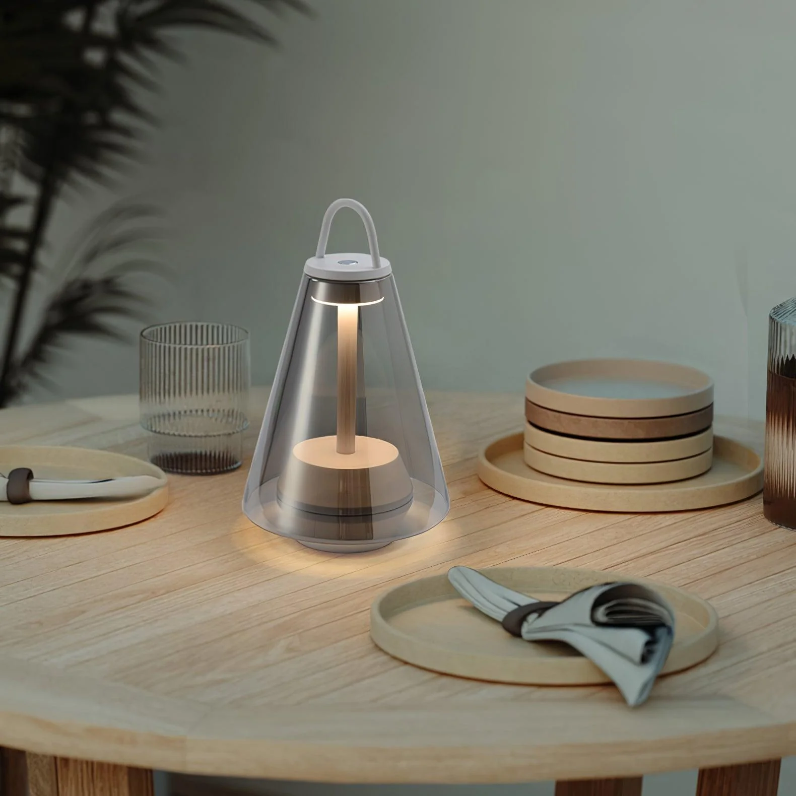 Shuttle Built-in Battery Table Lamp - Image 4