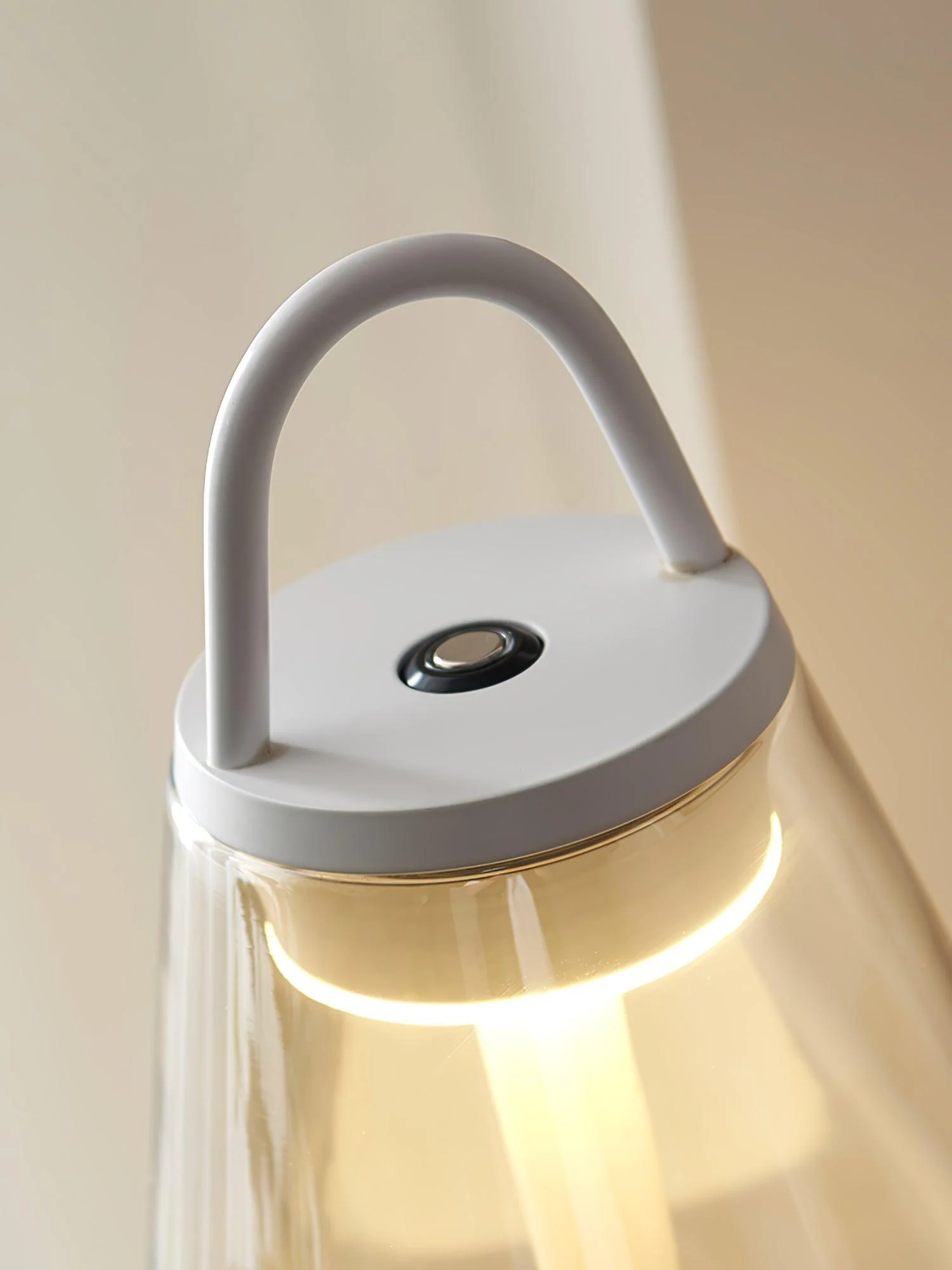 Shuttle Built-in Battery Table Lamp - Image 9