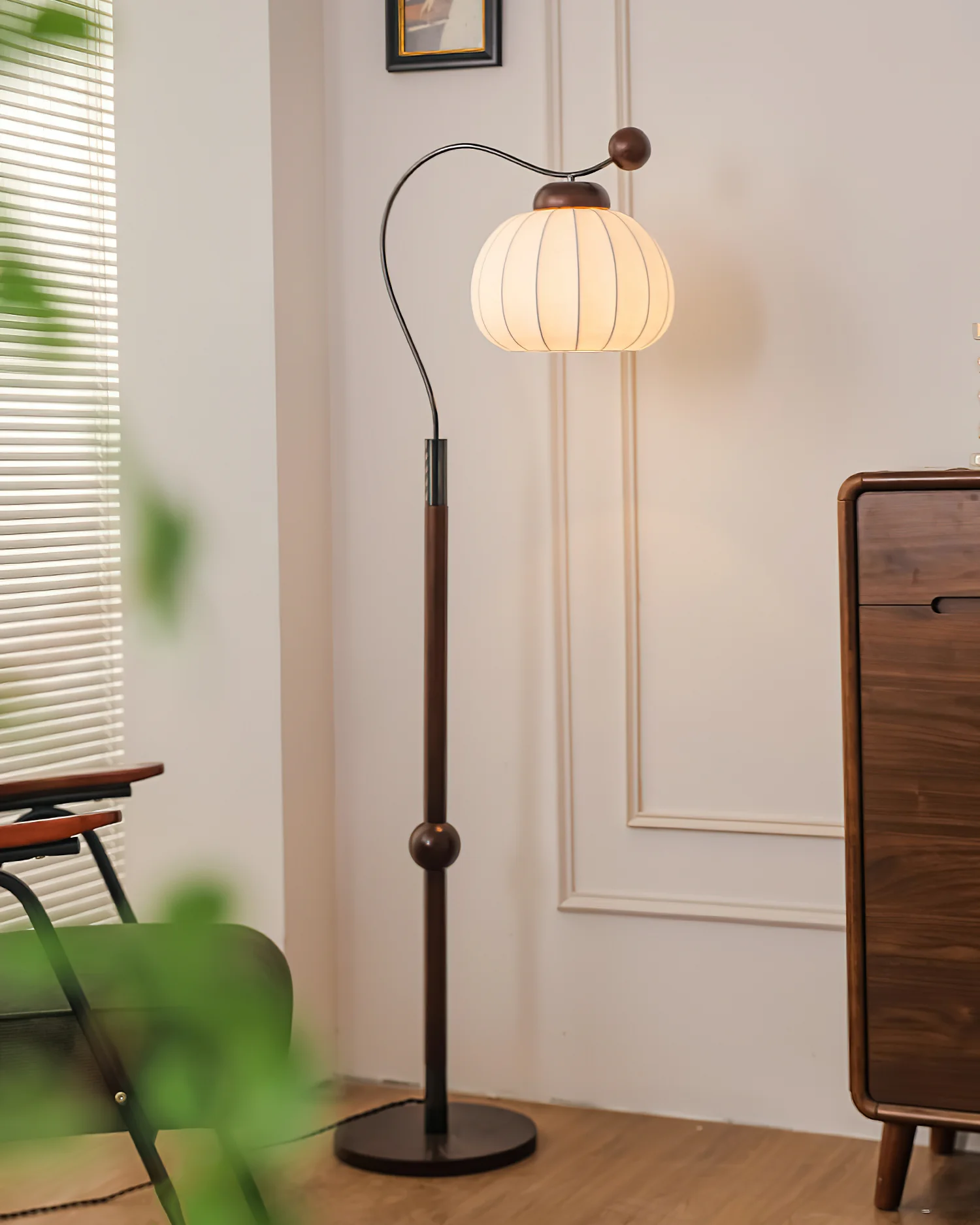 Silk Globe Floor Lamp - Image 7