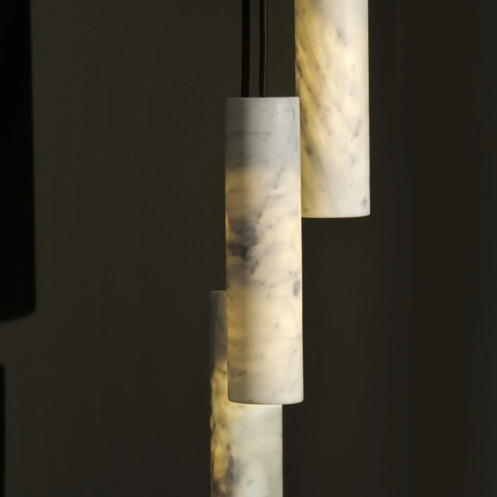 Silo Alabaster Pendant Light - Image 37