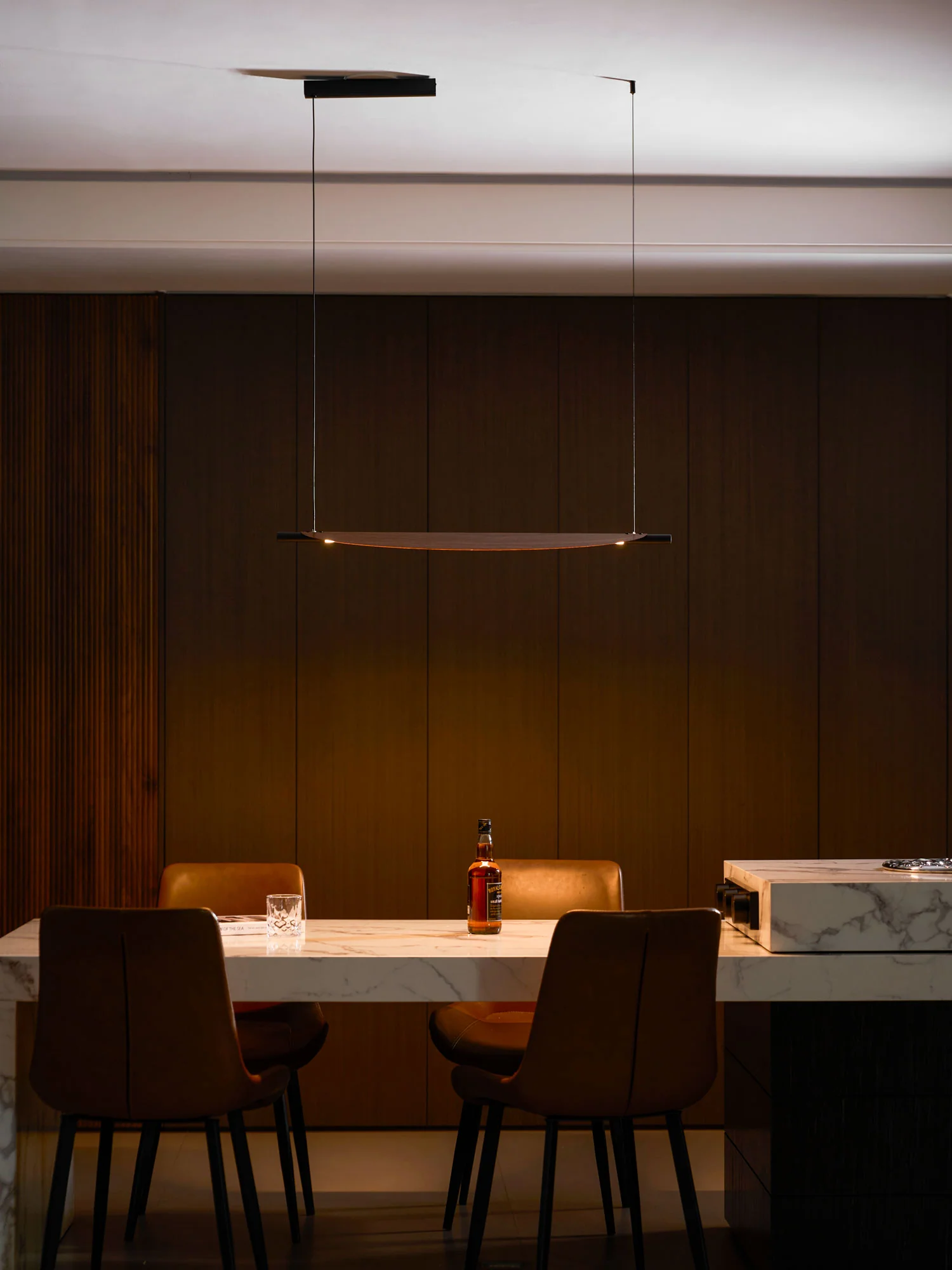 Sleek Board Pendant Lamp - Image 17