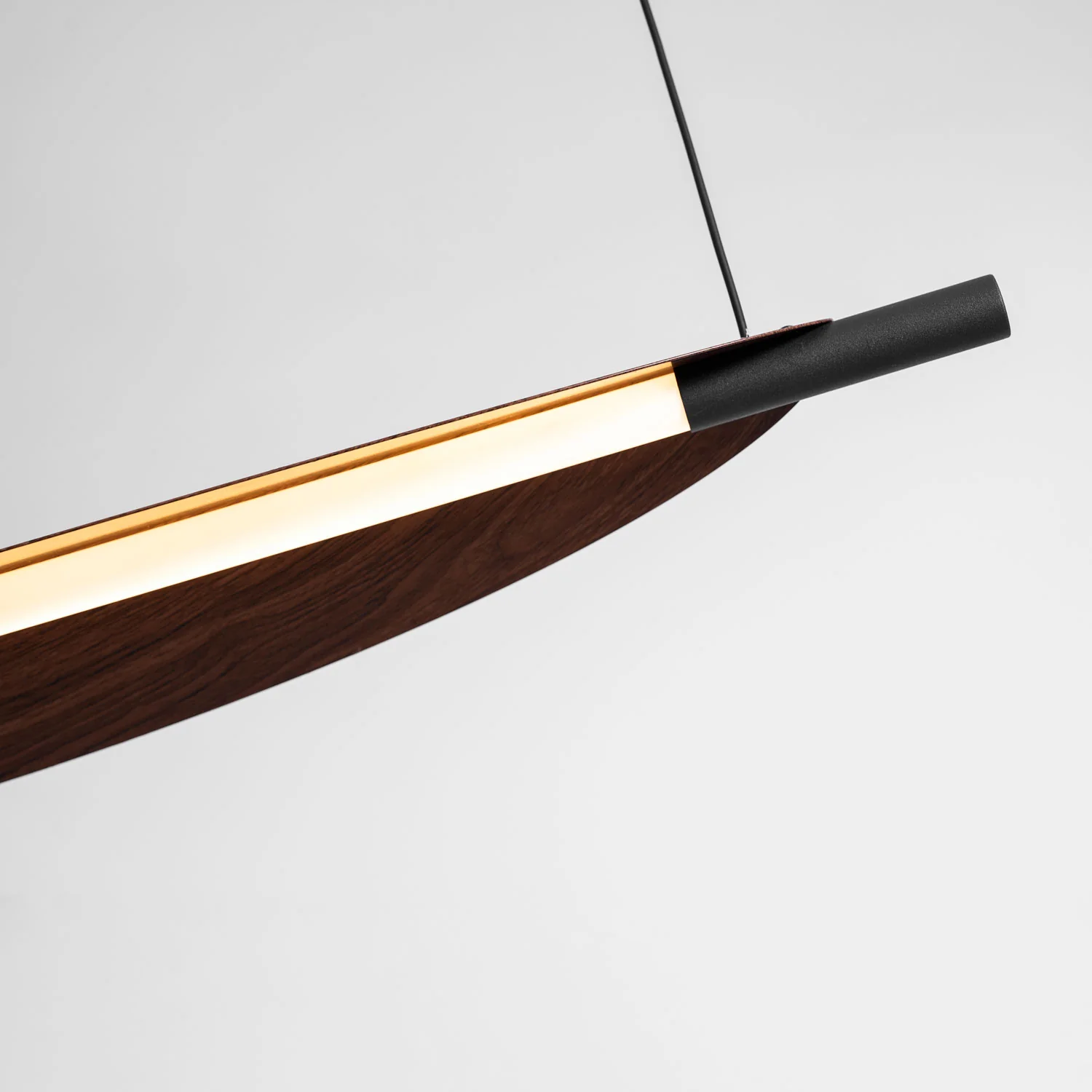 Sleek Board Pendant Lamp - Image 19