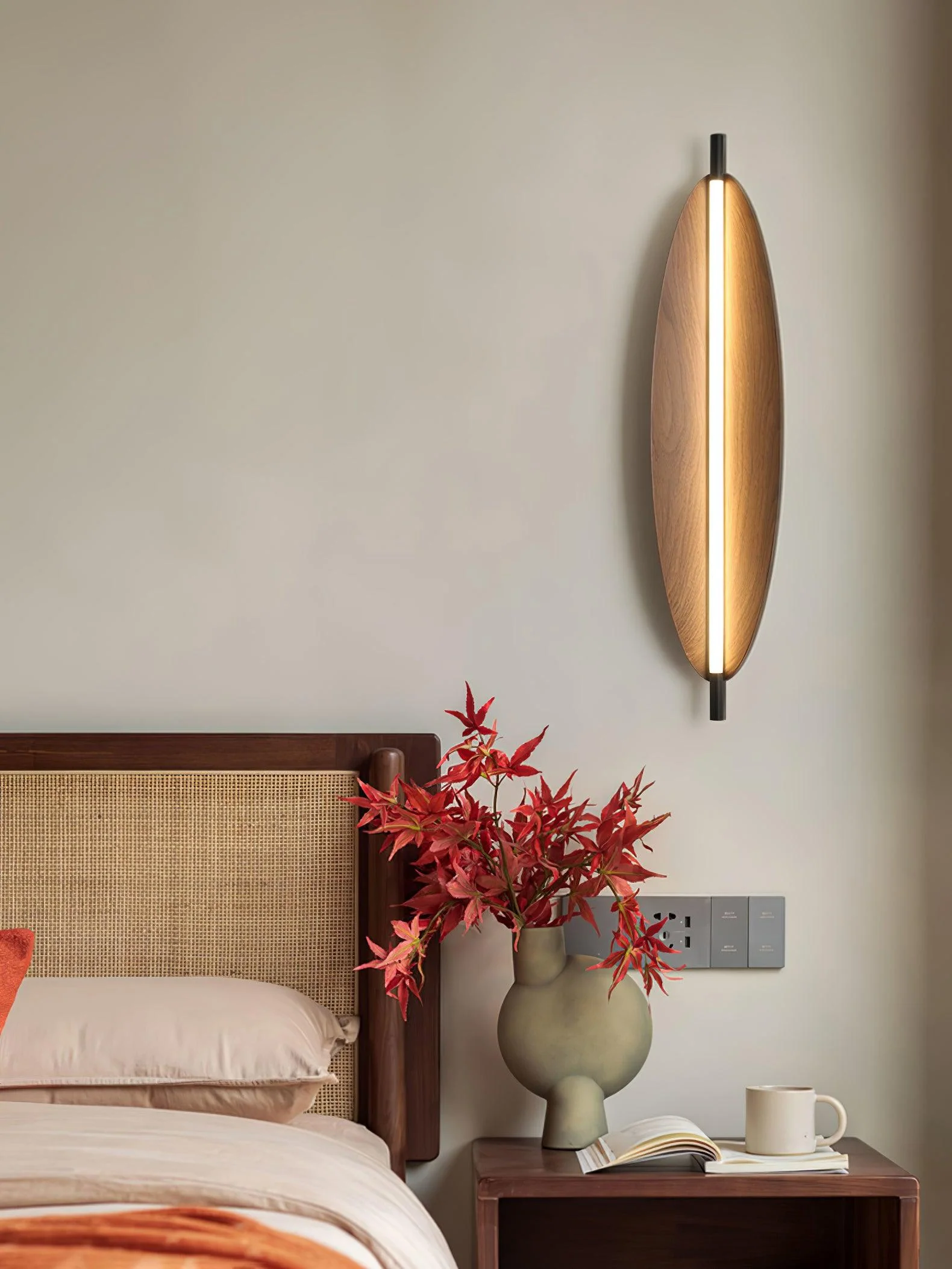 Sleek Board Sconce - Image 23
