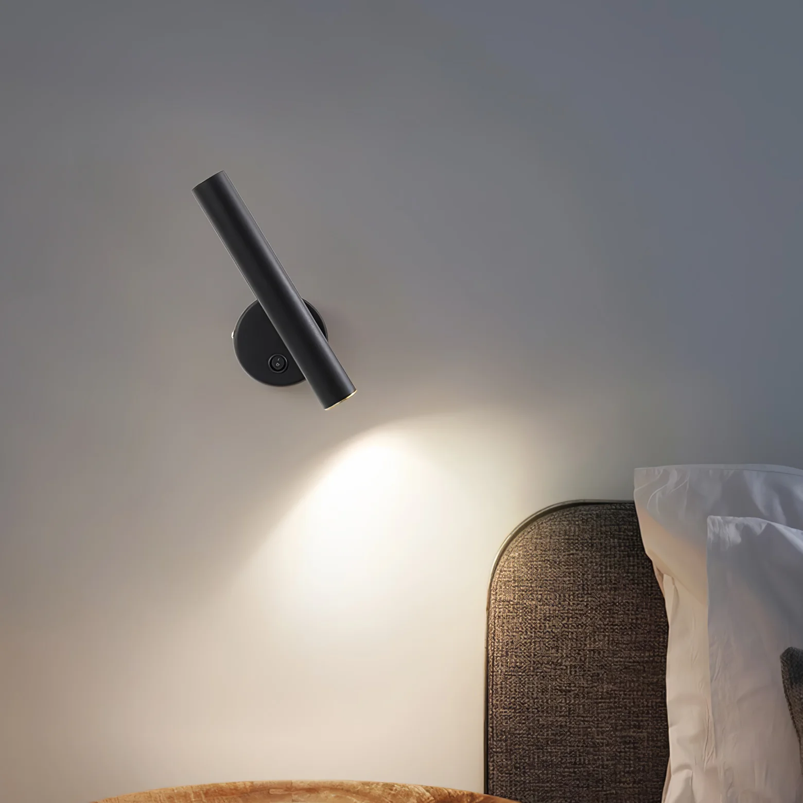 Slender Adjustable Wall Lamp - Image 12