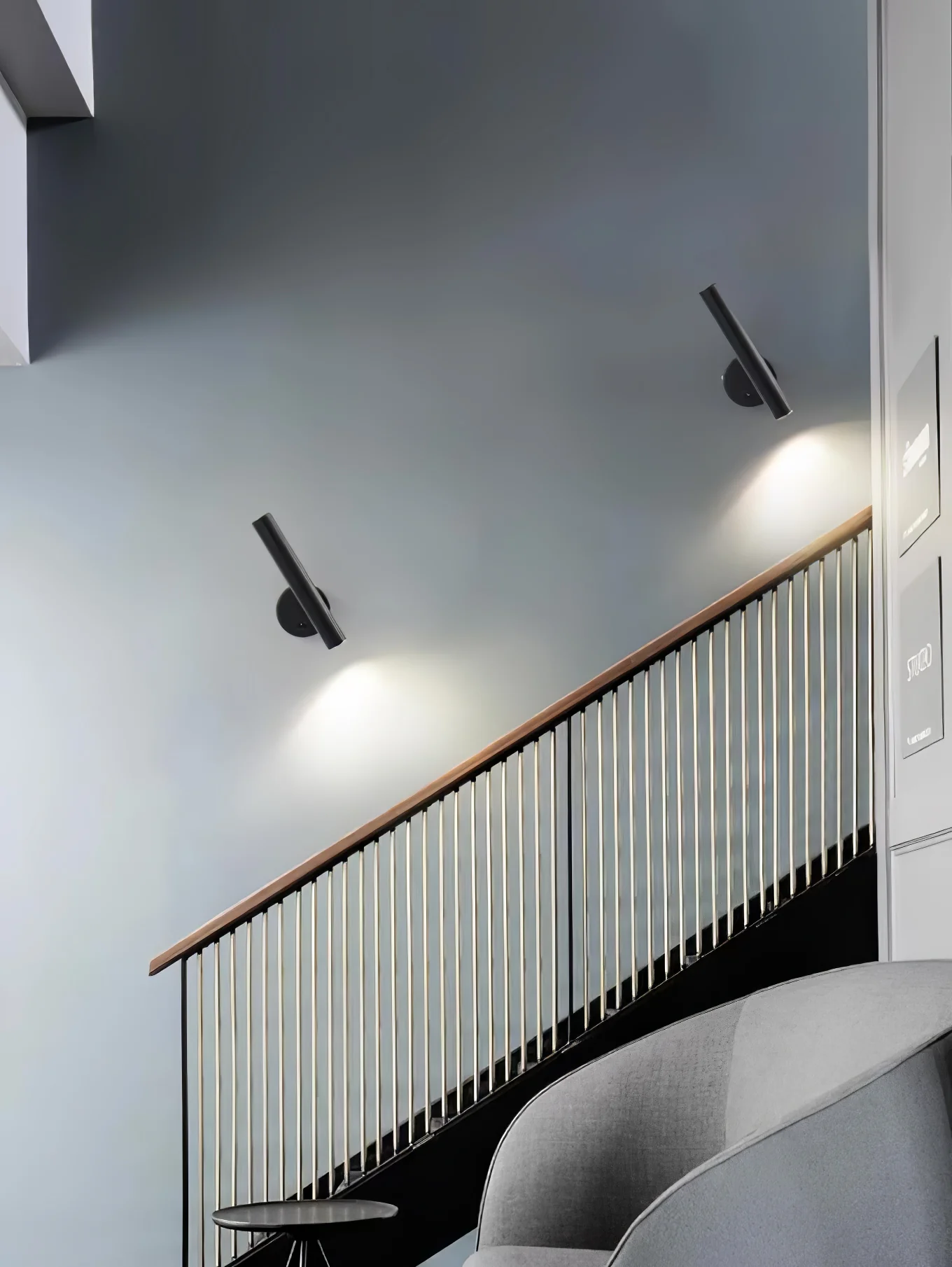 Slender Adjustable Wall Lamp - Image 9