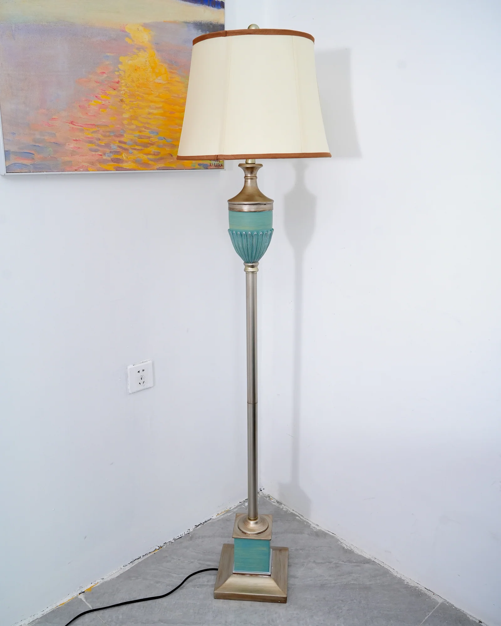 Smafan Floor Lamp - Image 8