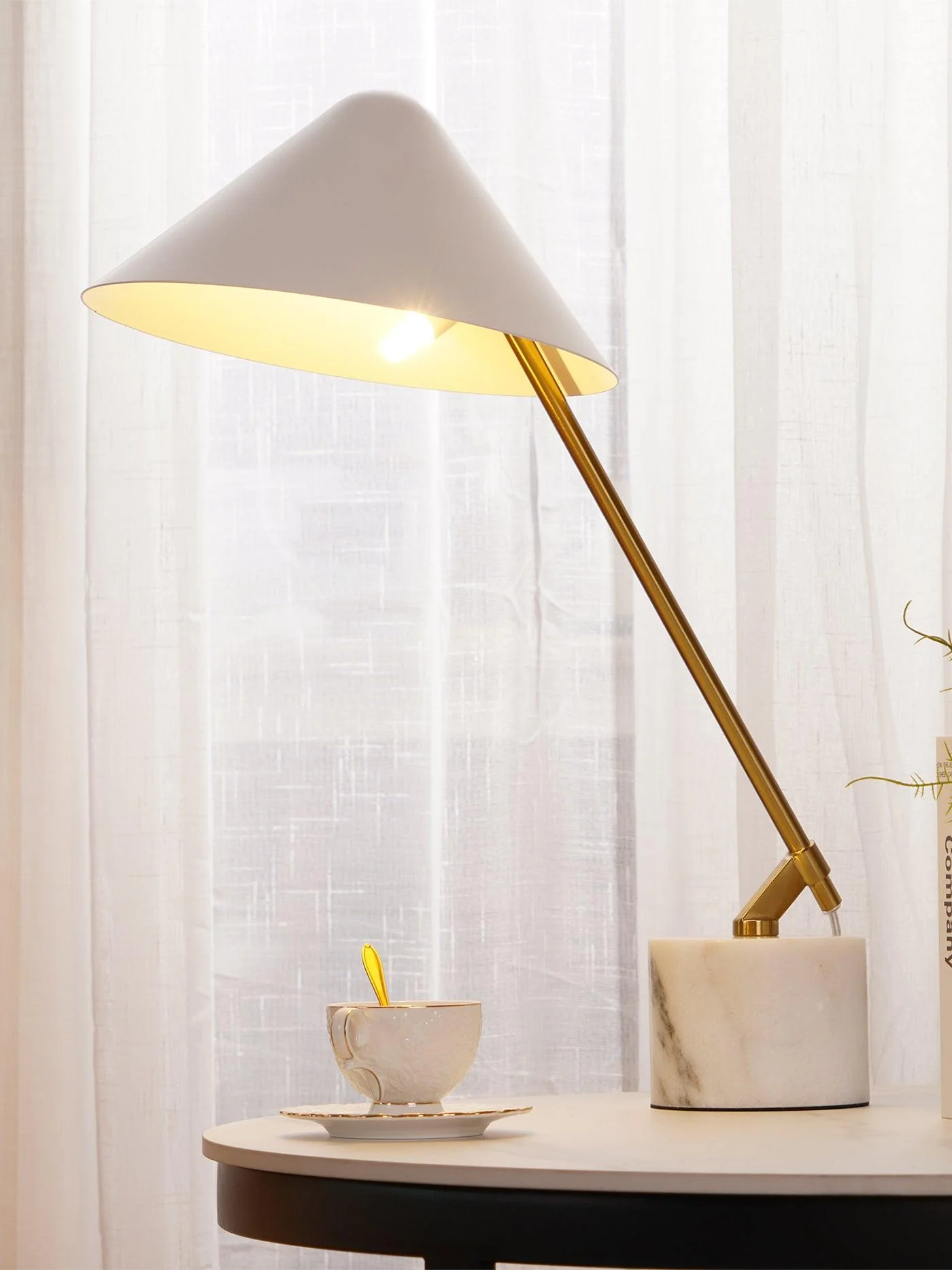 Small Hat Table Lamp - Image 19