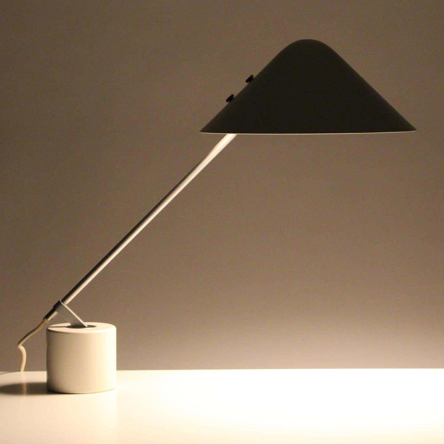 Small Hat Table Lamp - Image 9