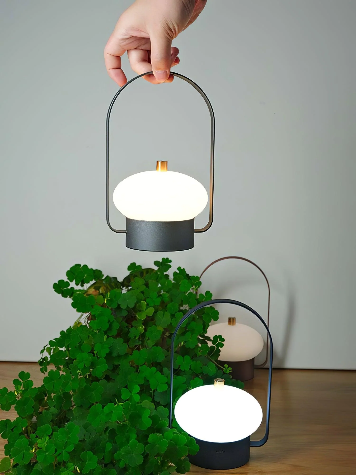 Soft Spot Portable Built-in Battery Table Lamp - Image 16