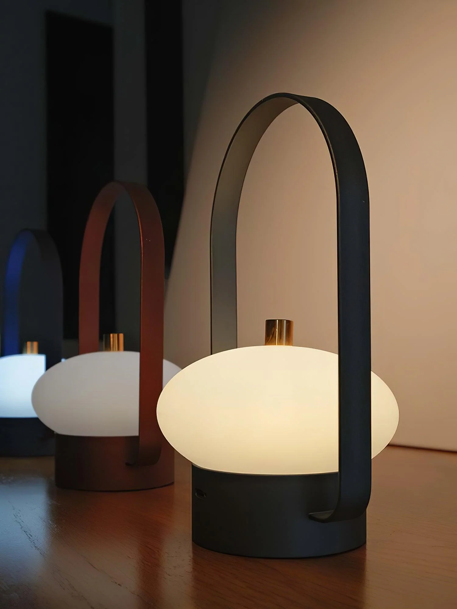 Soft Spot Portable Built-in Battery Table Lamp - Image 23