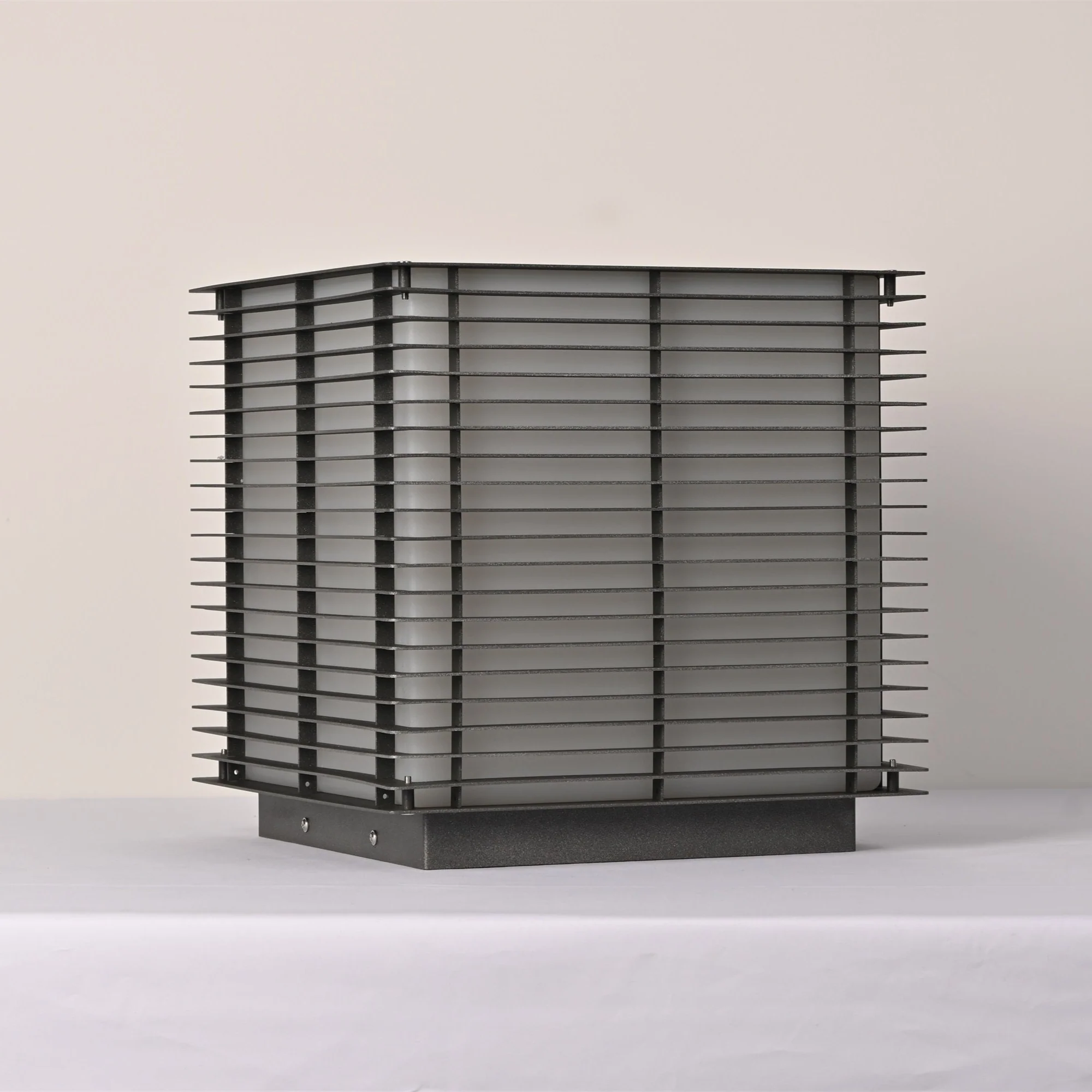 Solar Grid Outdoor Light - Image 11