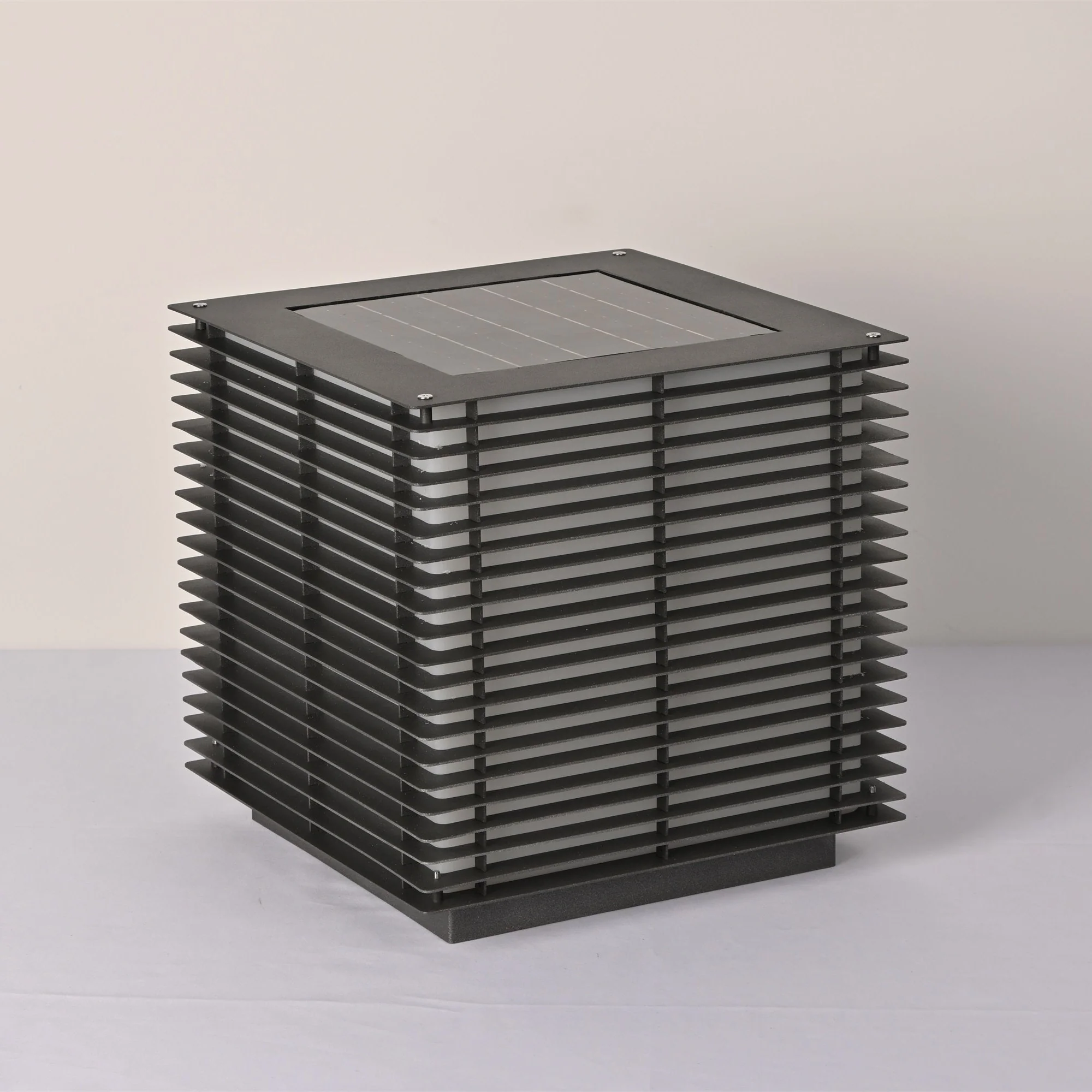 Solar Grid Outdoor Light - Image 17