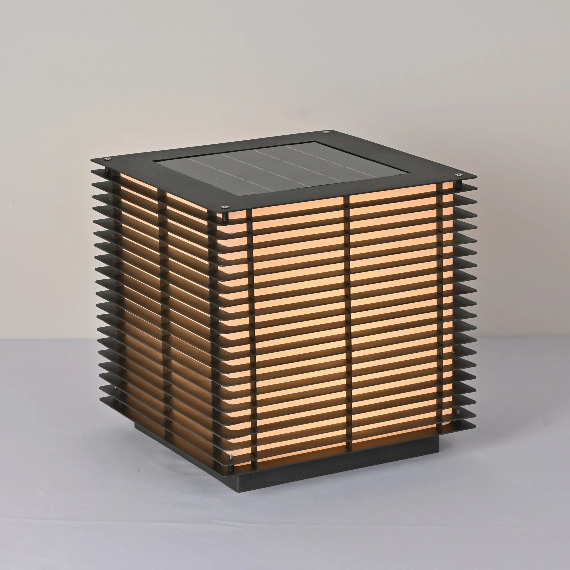 Solar Grid Outdoor Light - Image 18