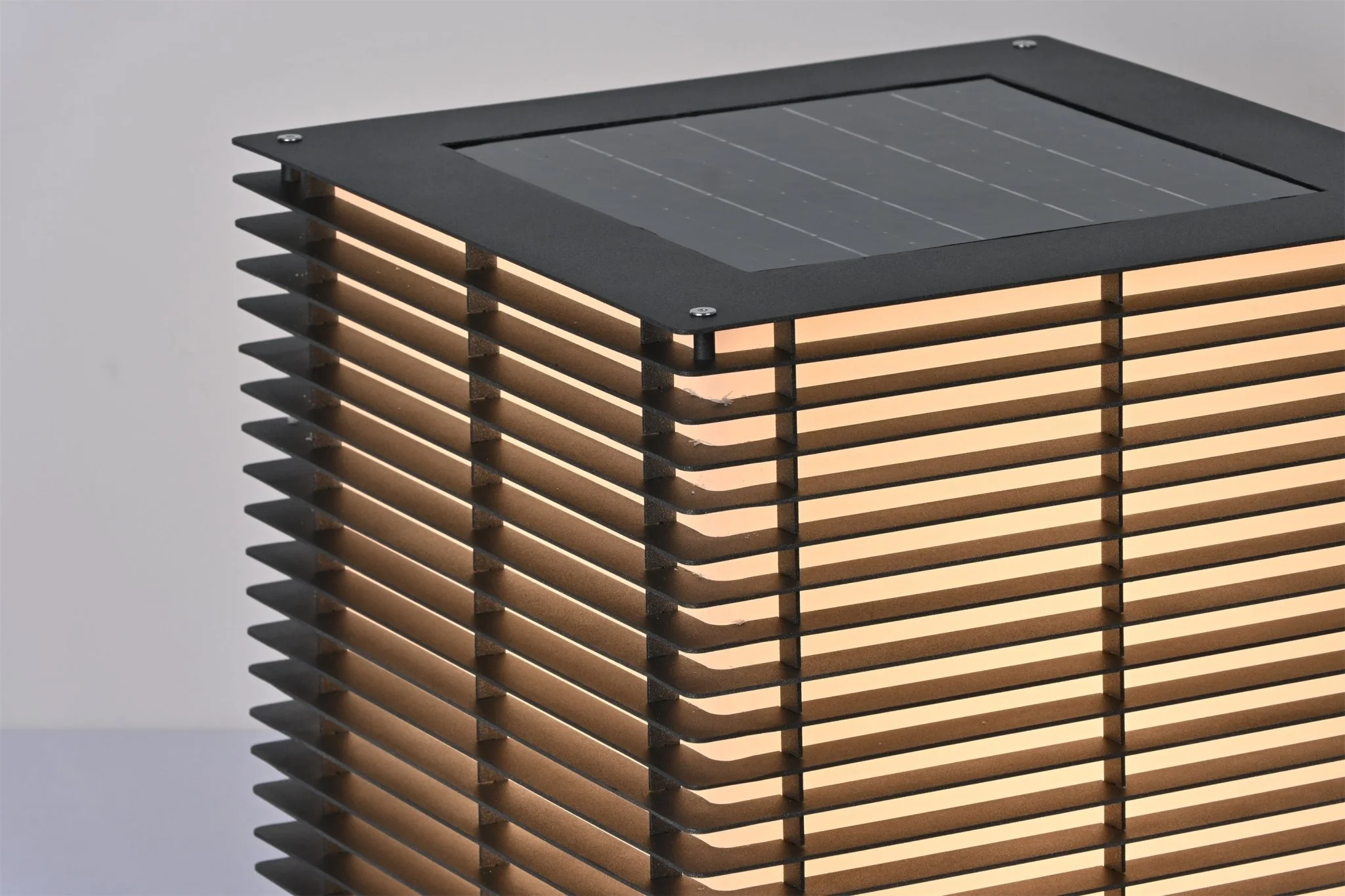Solar Grid Outdoor Light - Image 19