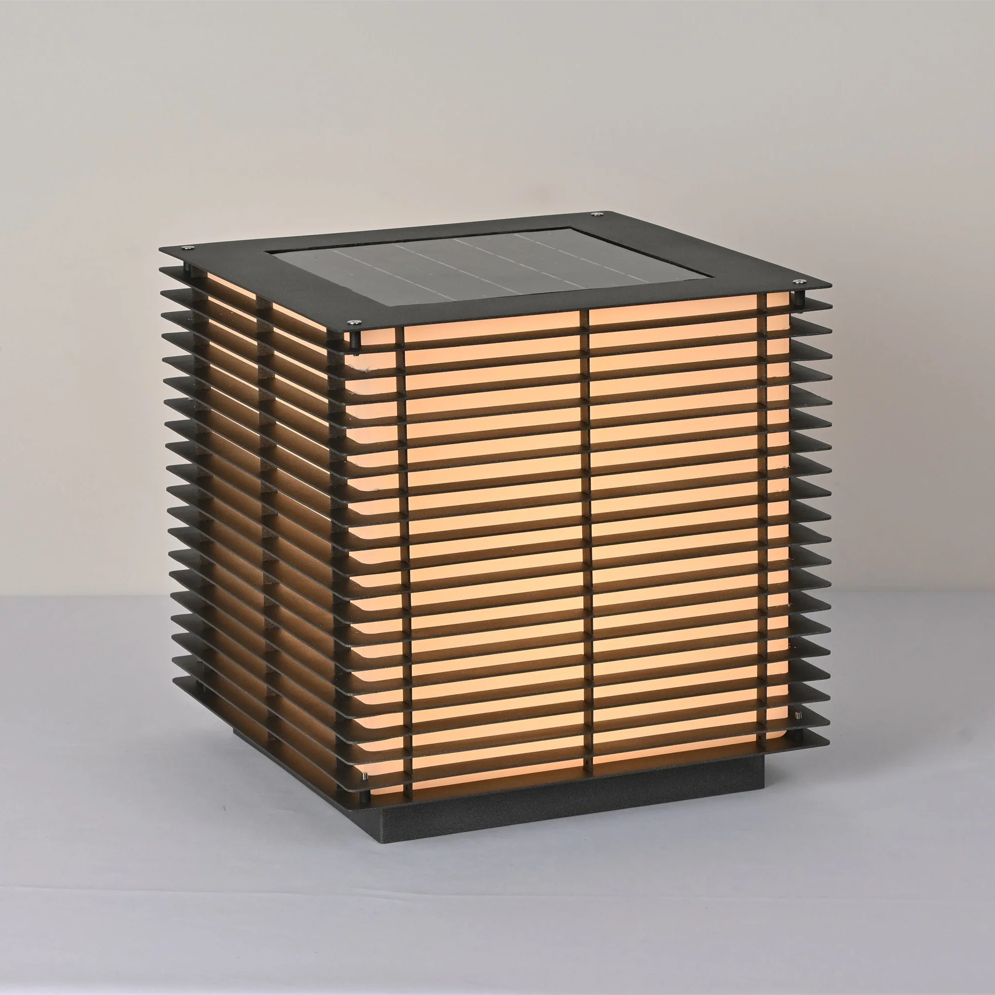 Solar Grid Outdoor Light - Image 24