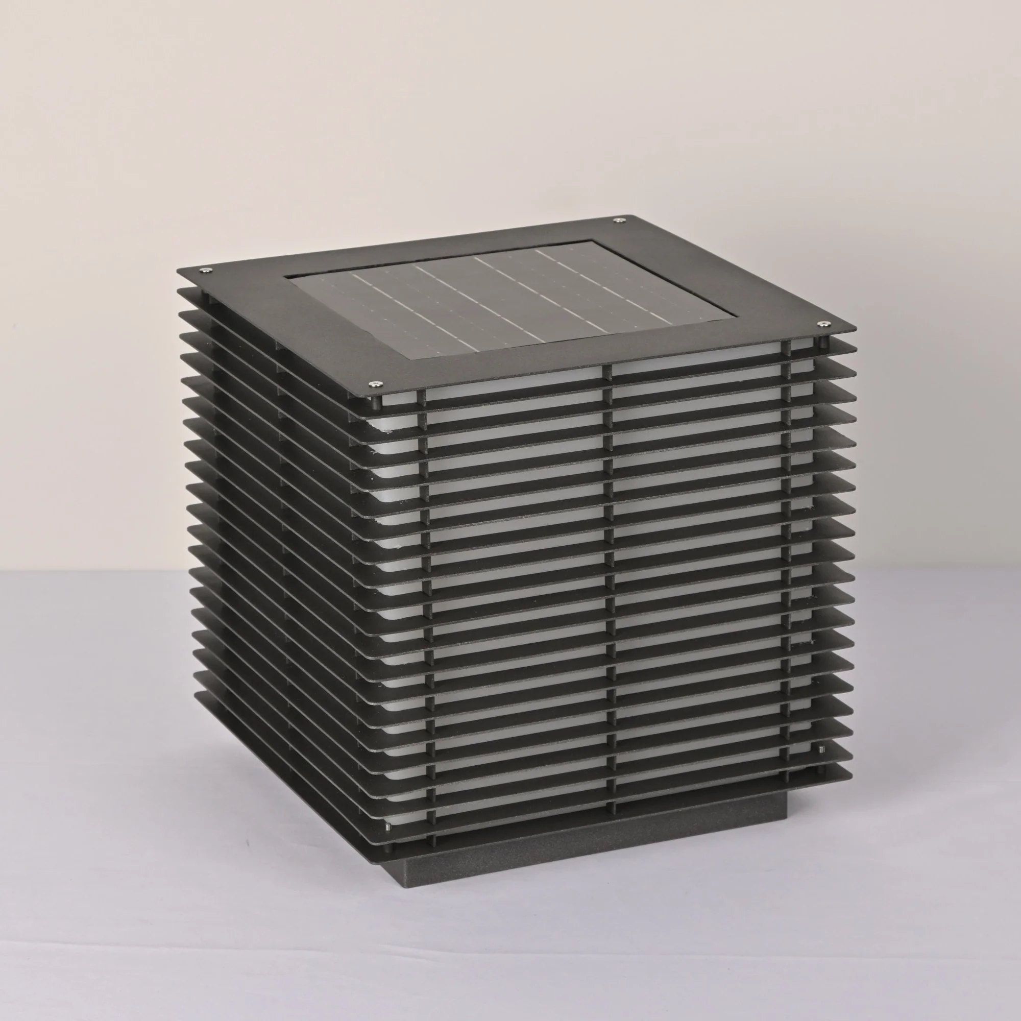 Solar Grid Outdoor Light - Image 9