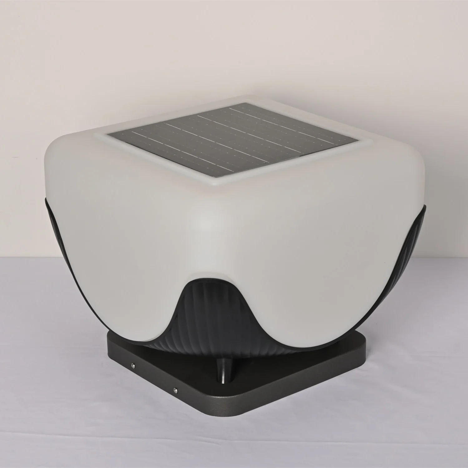 Solarca Cube Outdoor Light - Image 5