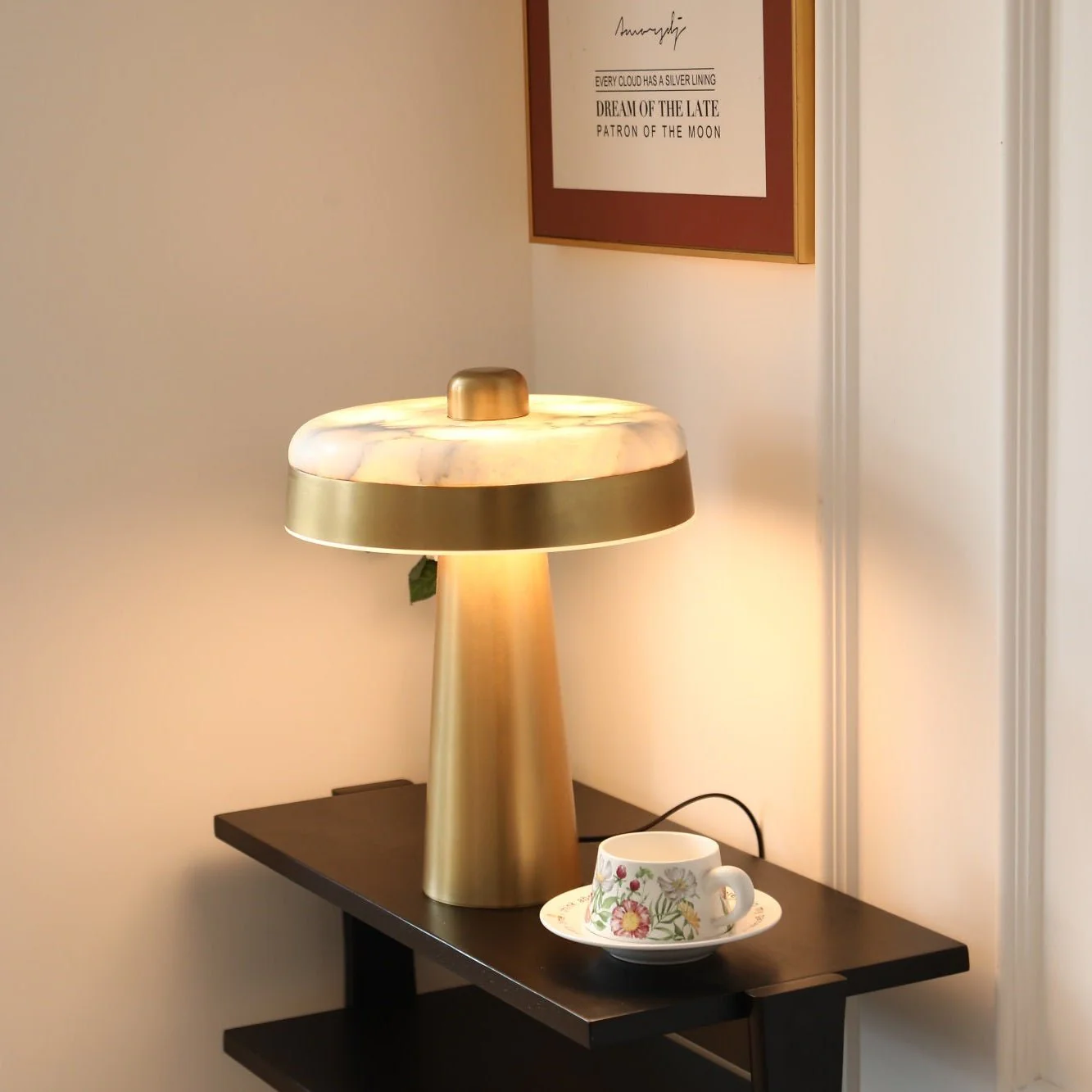 Solis Alabaster Disc Table Lamp - Image 10