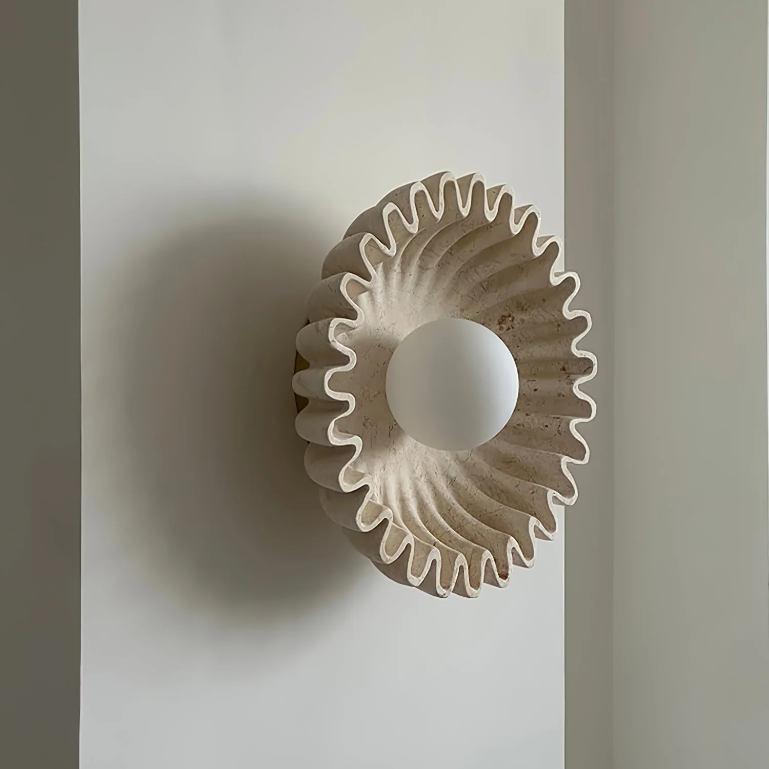 Solora Flora Wall Lamp - Image 4