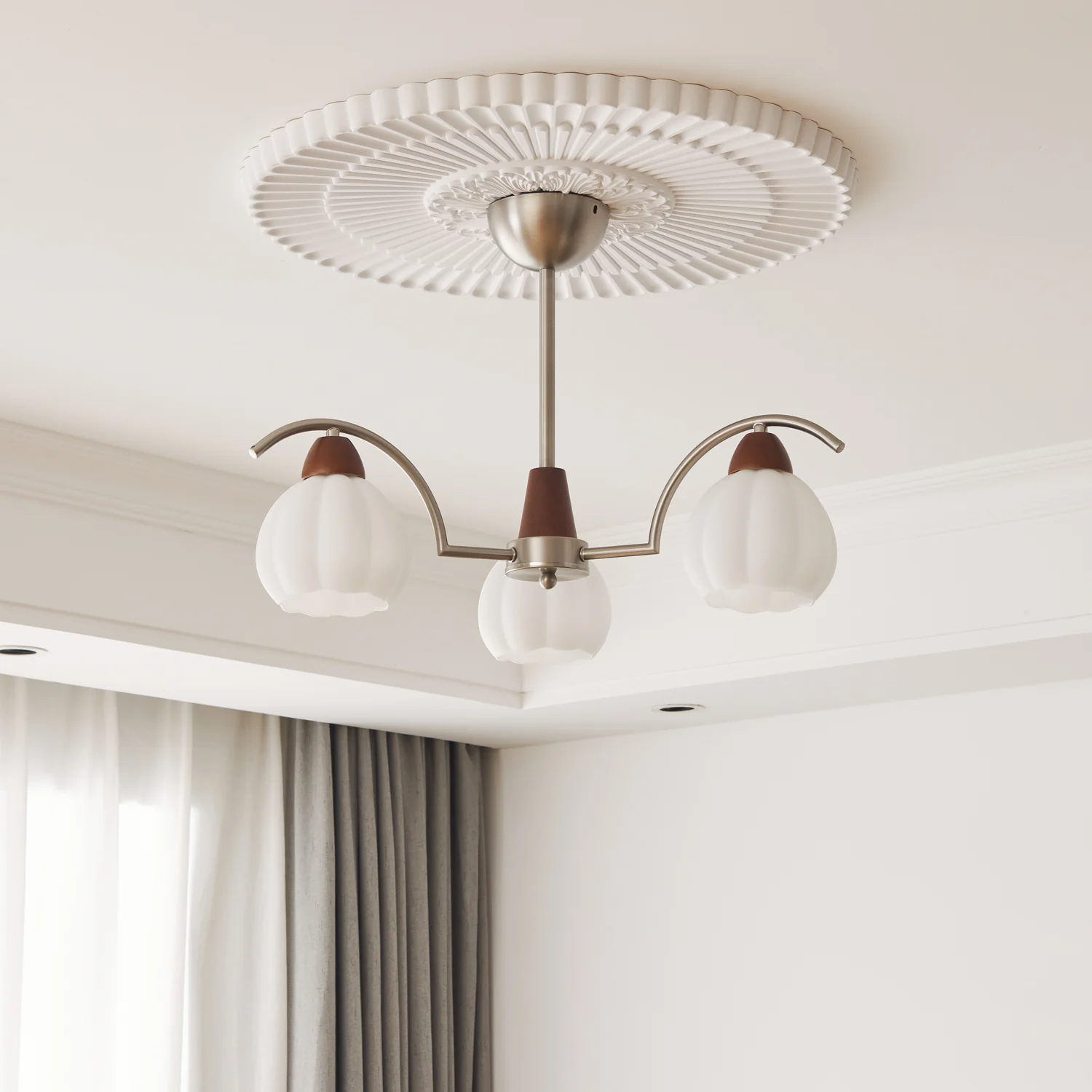 Soluna Bloom Chandelier - Image 9