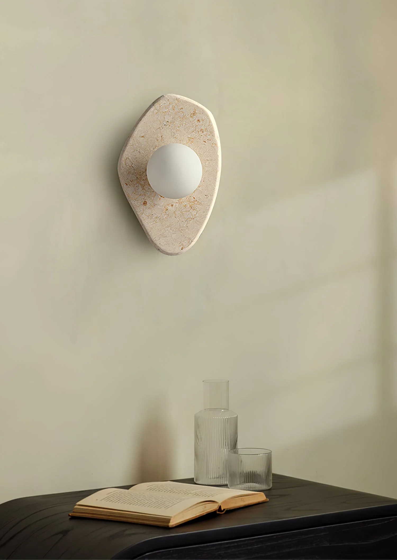 Soluna Stone Wall Light - Image 5