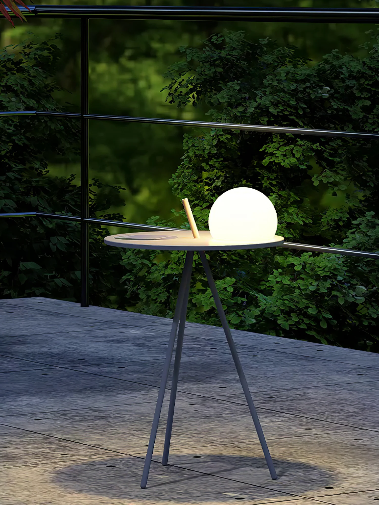 Soluna Tripod Outdoor Lamp - Image 7