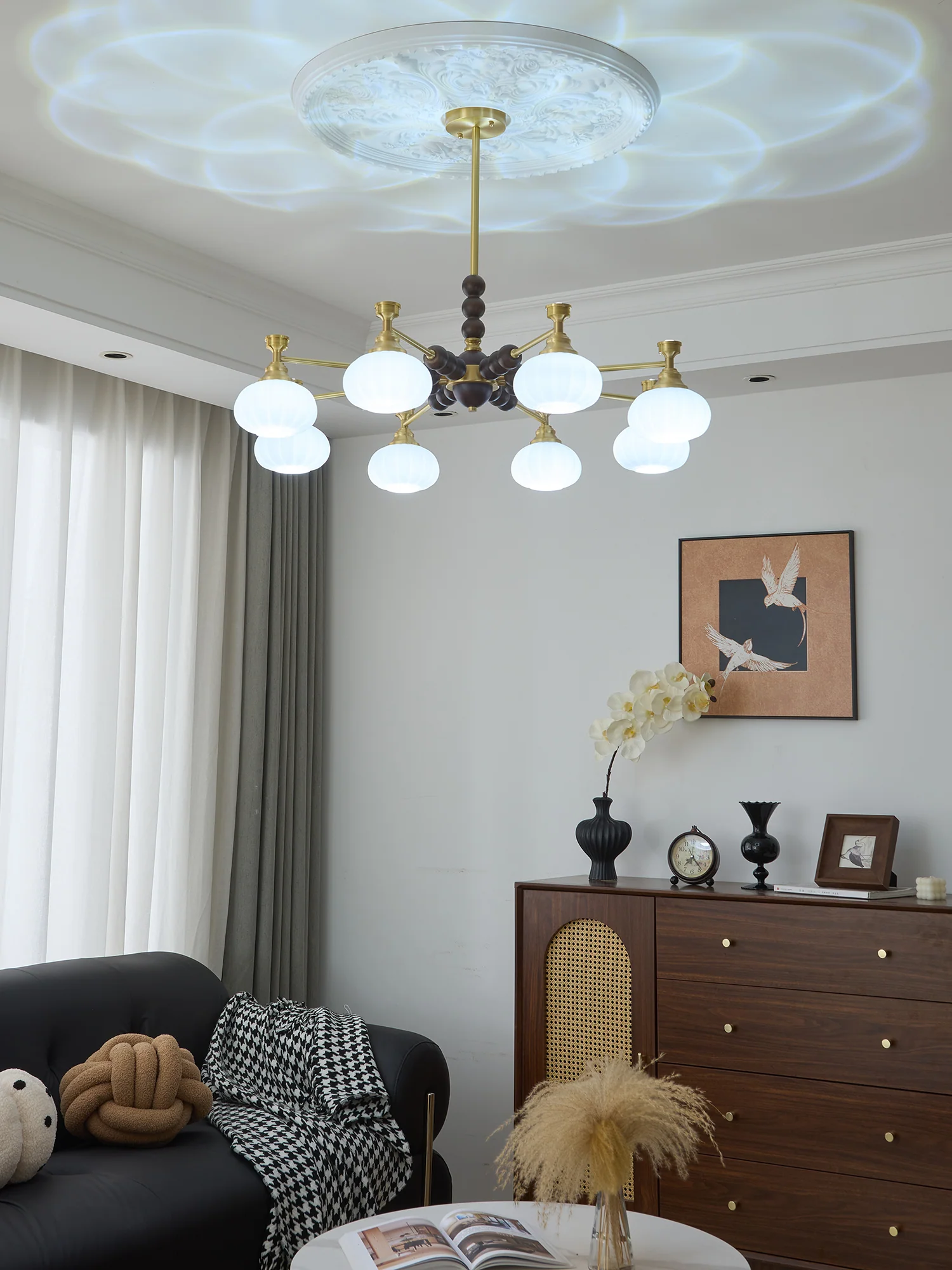 Solviento Chandelier - Image 10