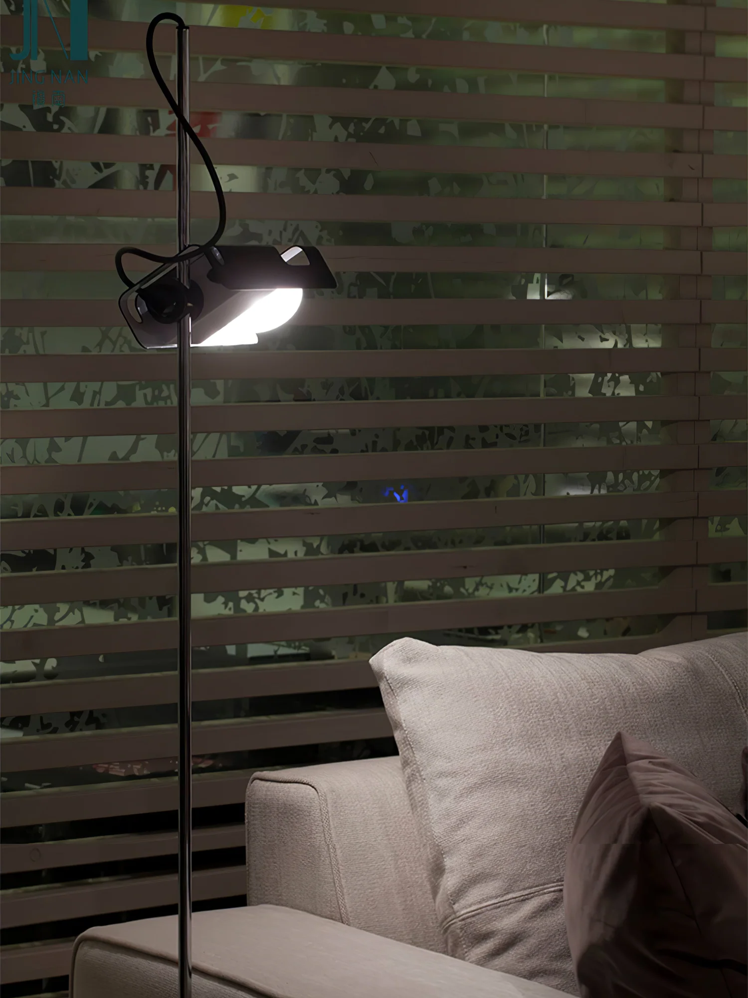 Spider Floor Lamp - Image 28