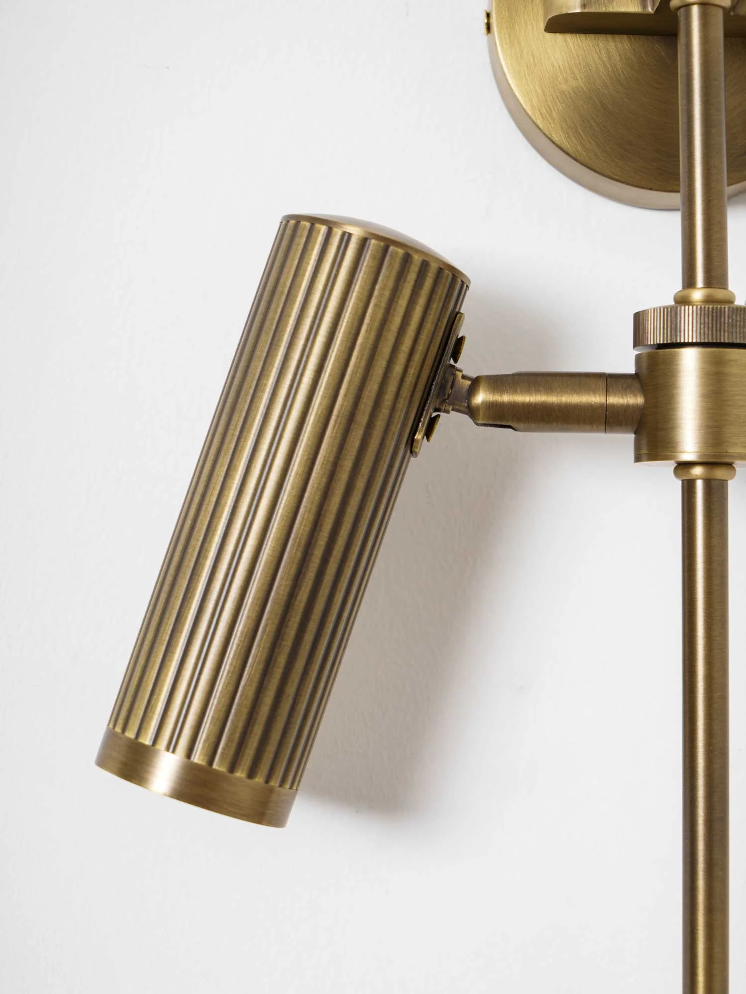 Spot Rail Wall Light - Image 30