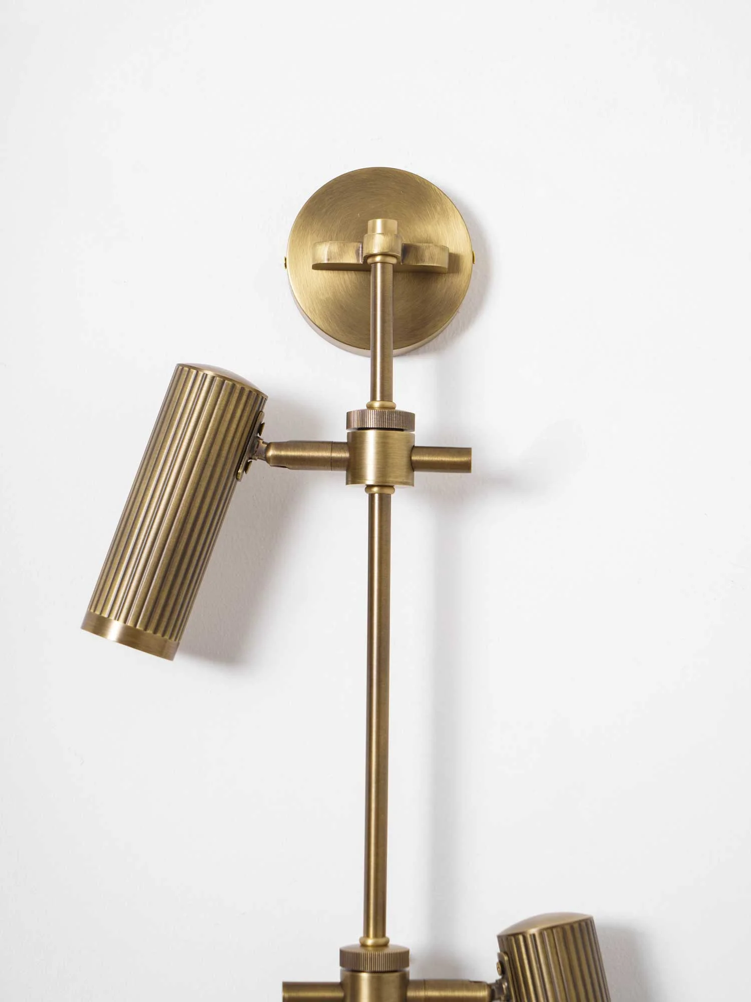 Spot Rail Wall Light - Image 31