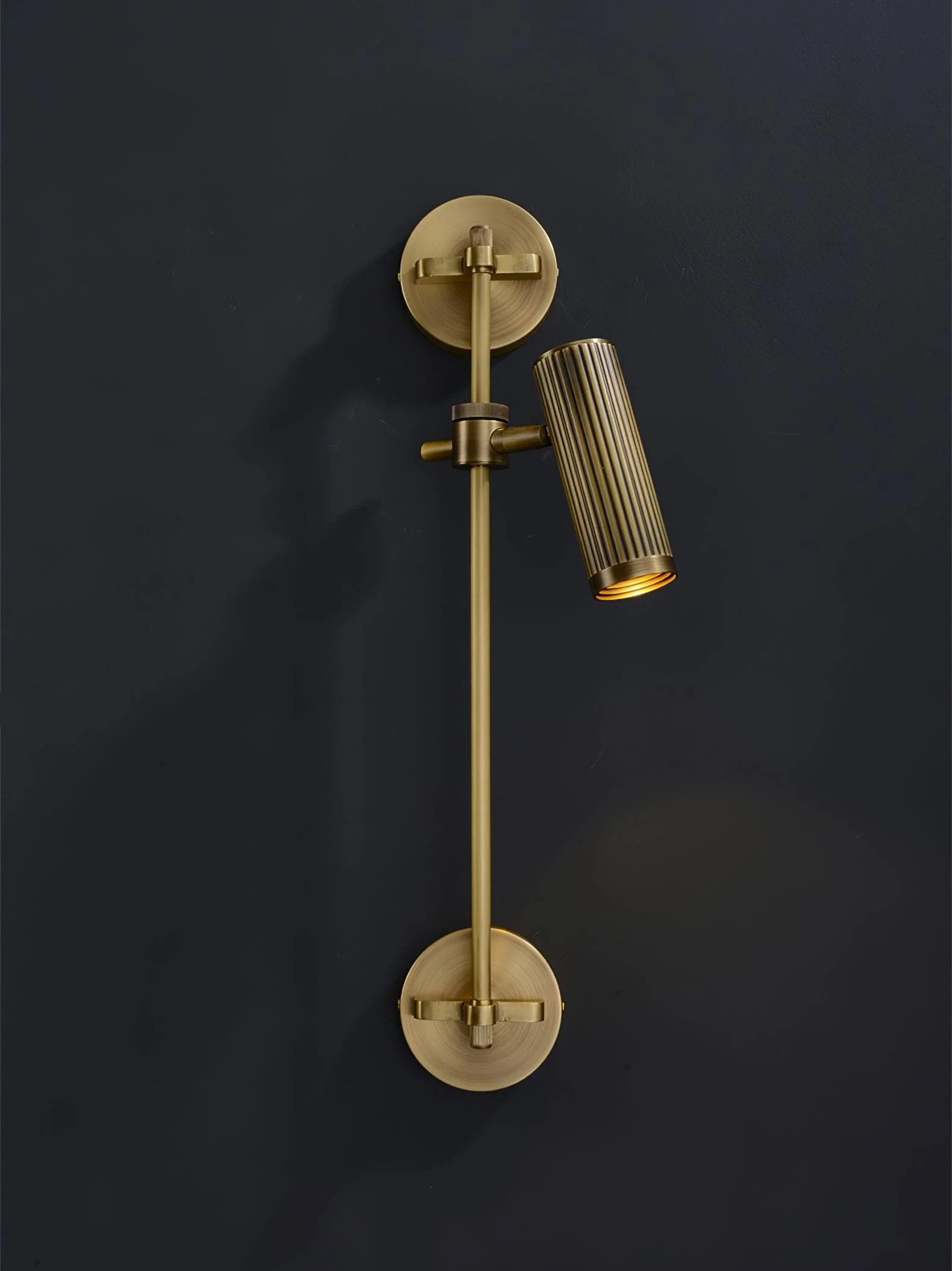Spot Rail Wall Light - Image 37