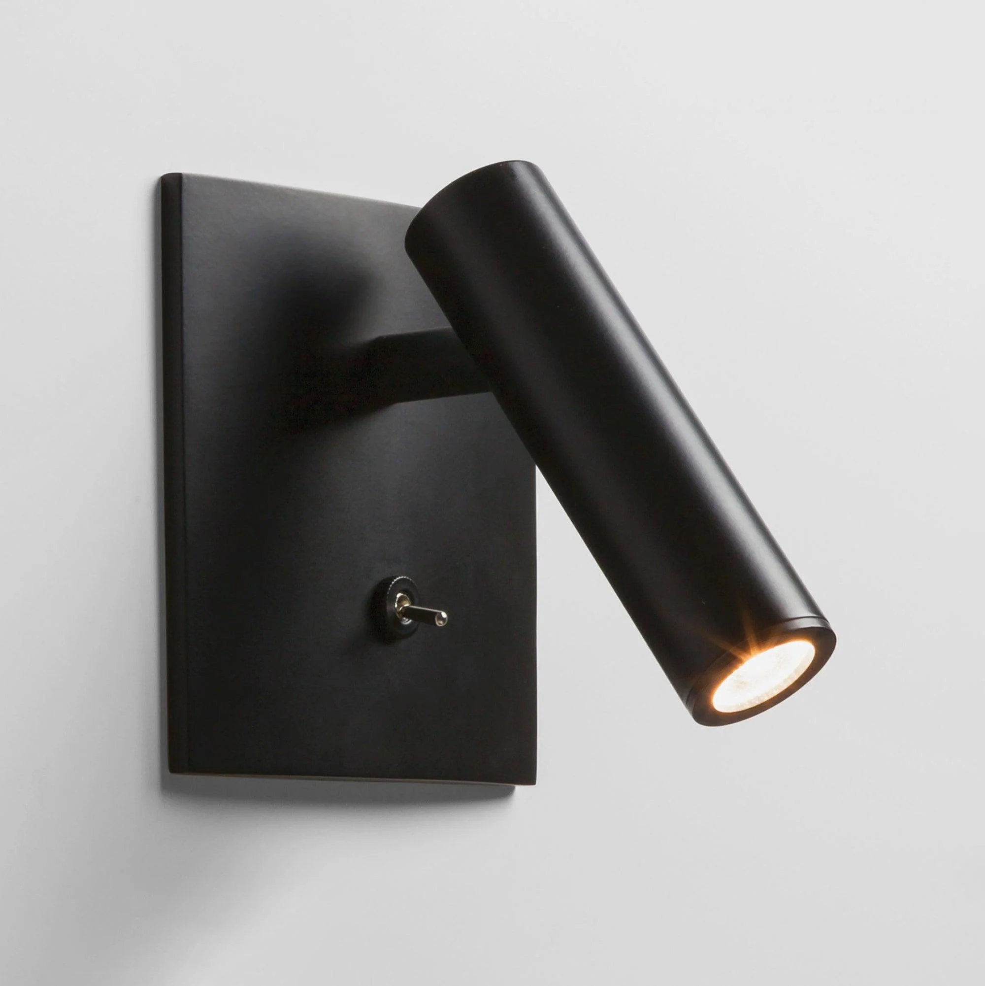 Square Switched Sconce - Image 9
