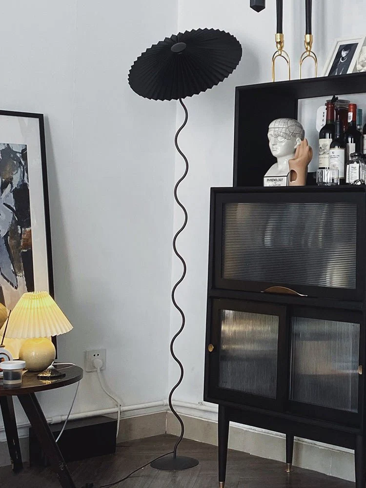 Squiggle Floor Lamp - Image 30