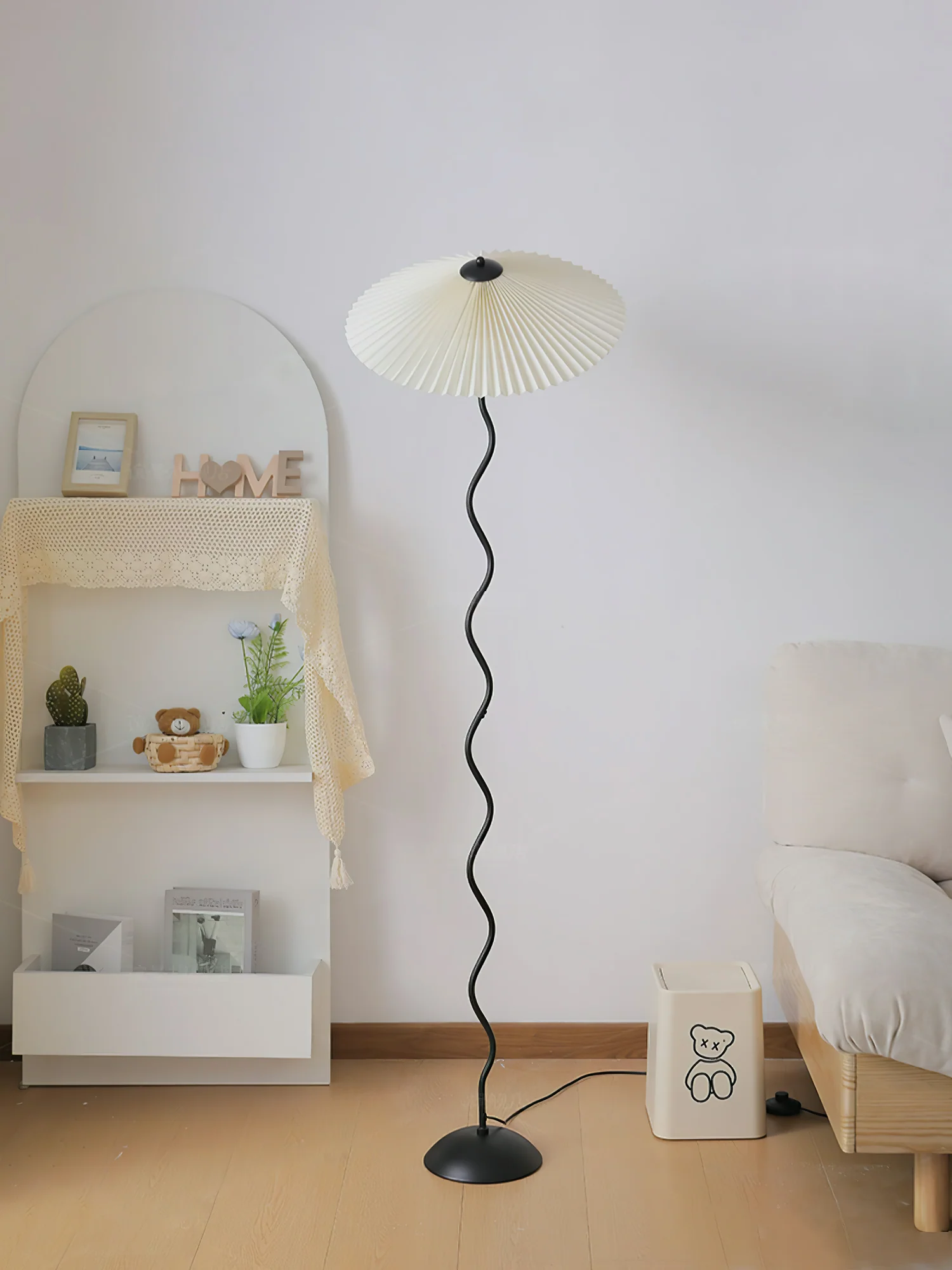 Squiggle Floor Lamp - Image 39