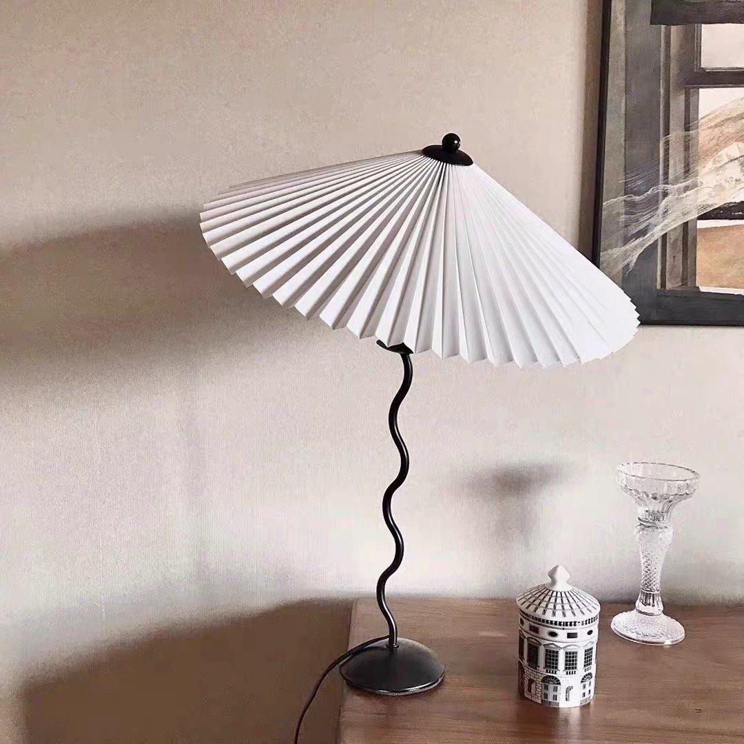 Squiggle Table Lamp - Image 11