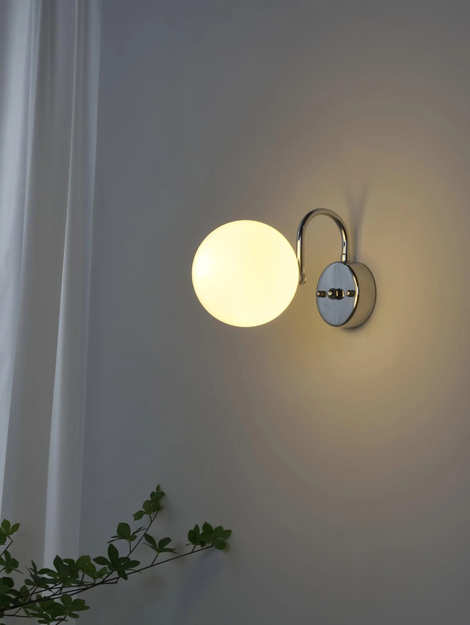 Staggered Glass Sconce - Image 6