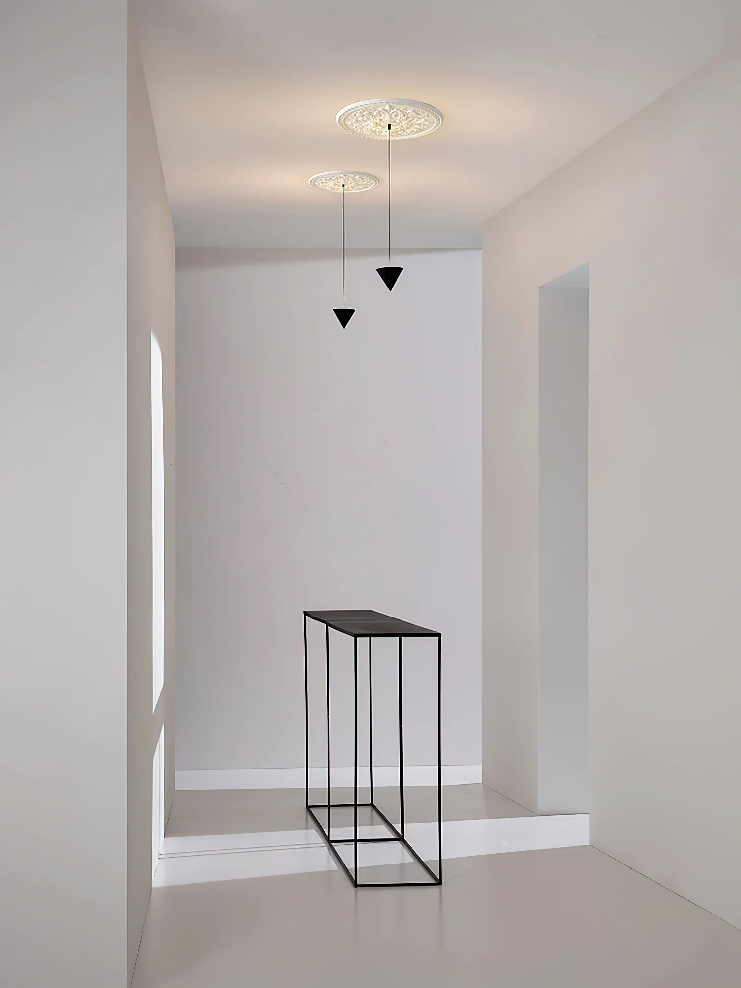 Stralunata Pendant Lamp - Image 28
