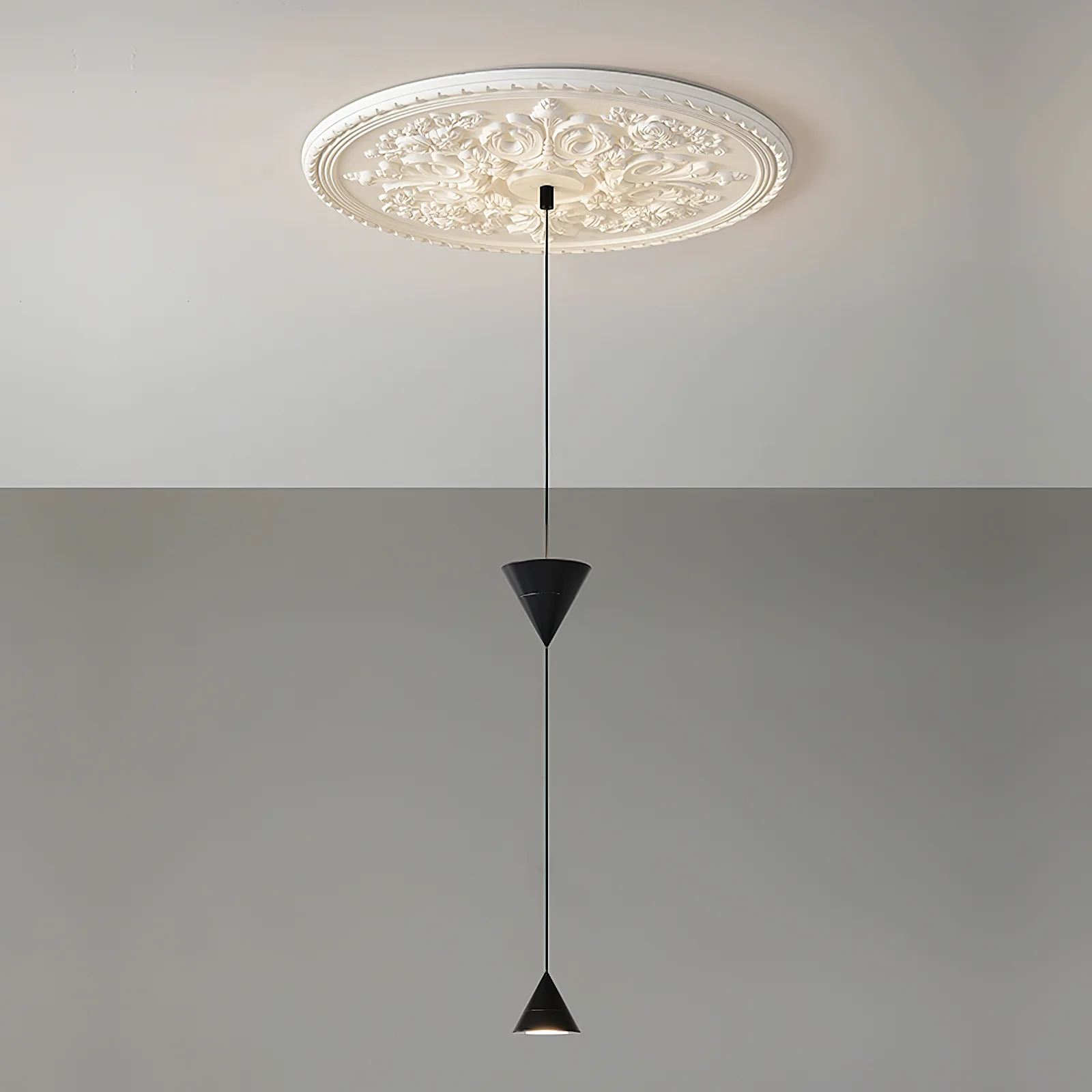 Stralunata Pendant Lamp - Image 35