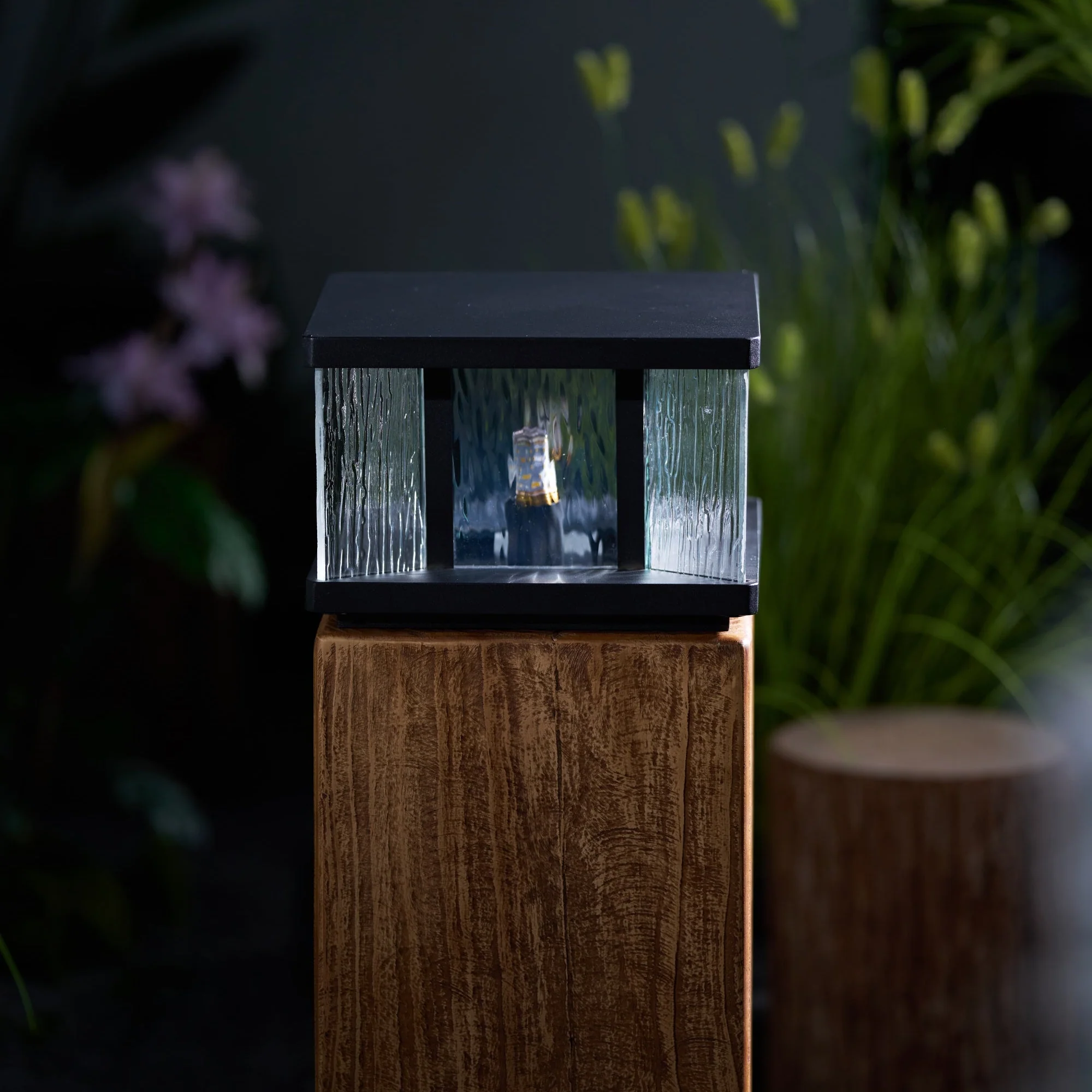 Stratos Square Outdoor Light - Image 17