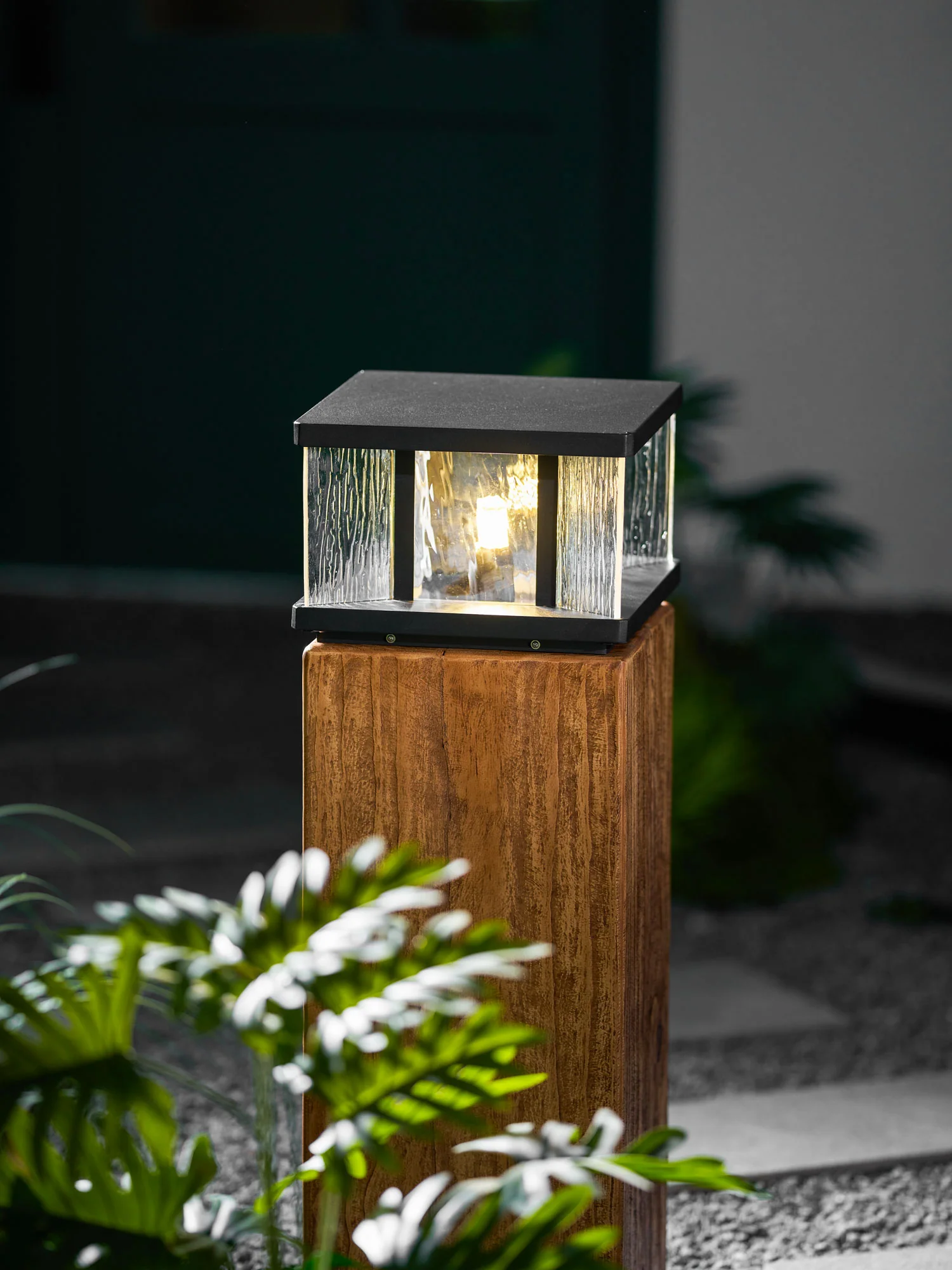 Stratos Square Outdoor Light - Image 26