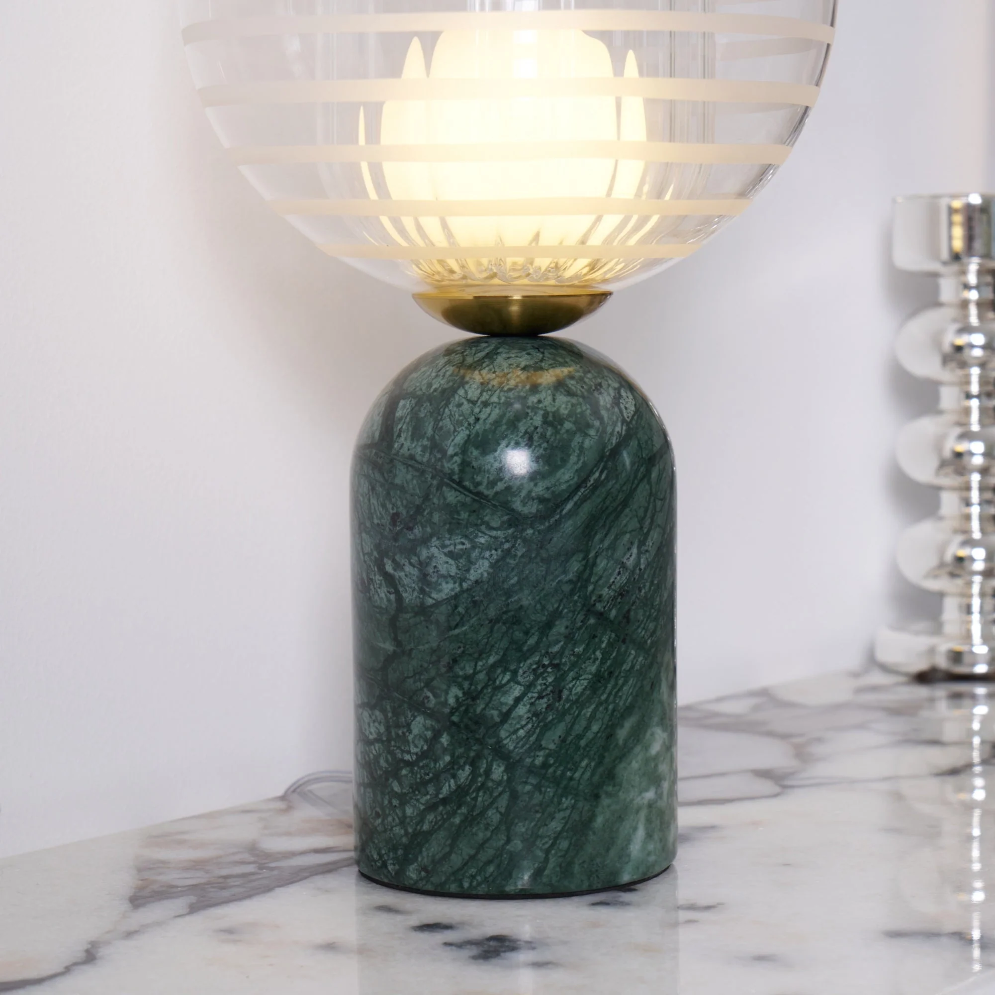 Striara Table Lamp - Image 10
