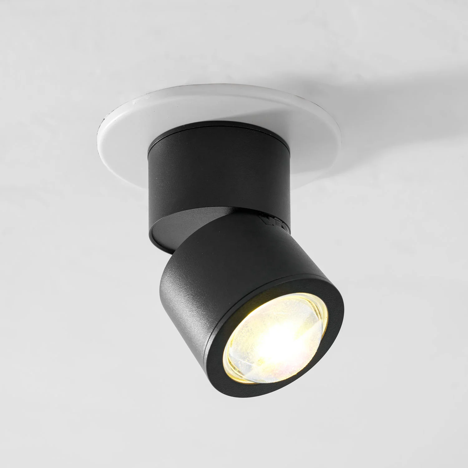 Sunset Adjustable LED Spotlight - Image 22