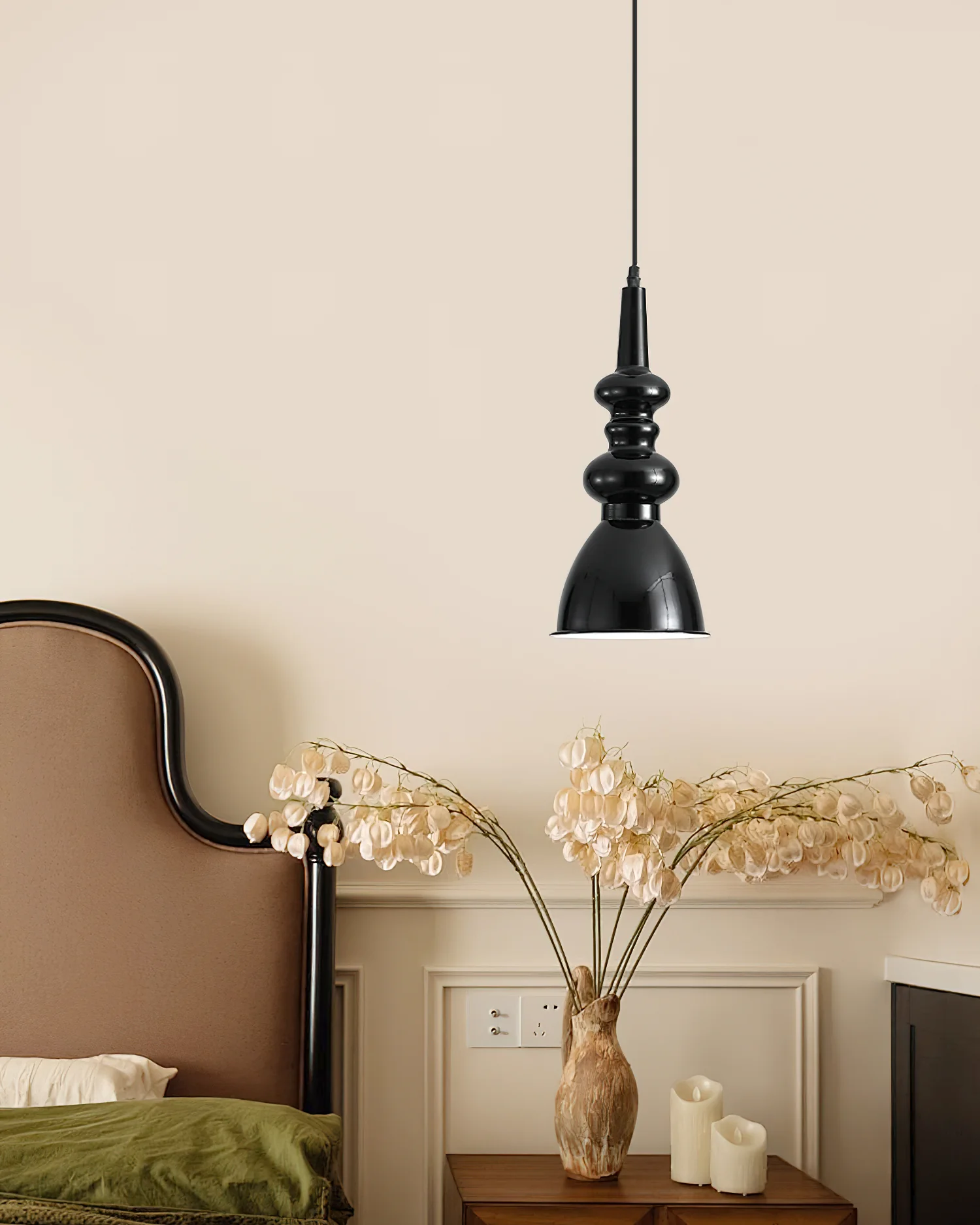 Svelte Noir Pendant Light - Image 20